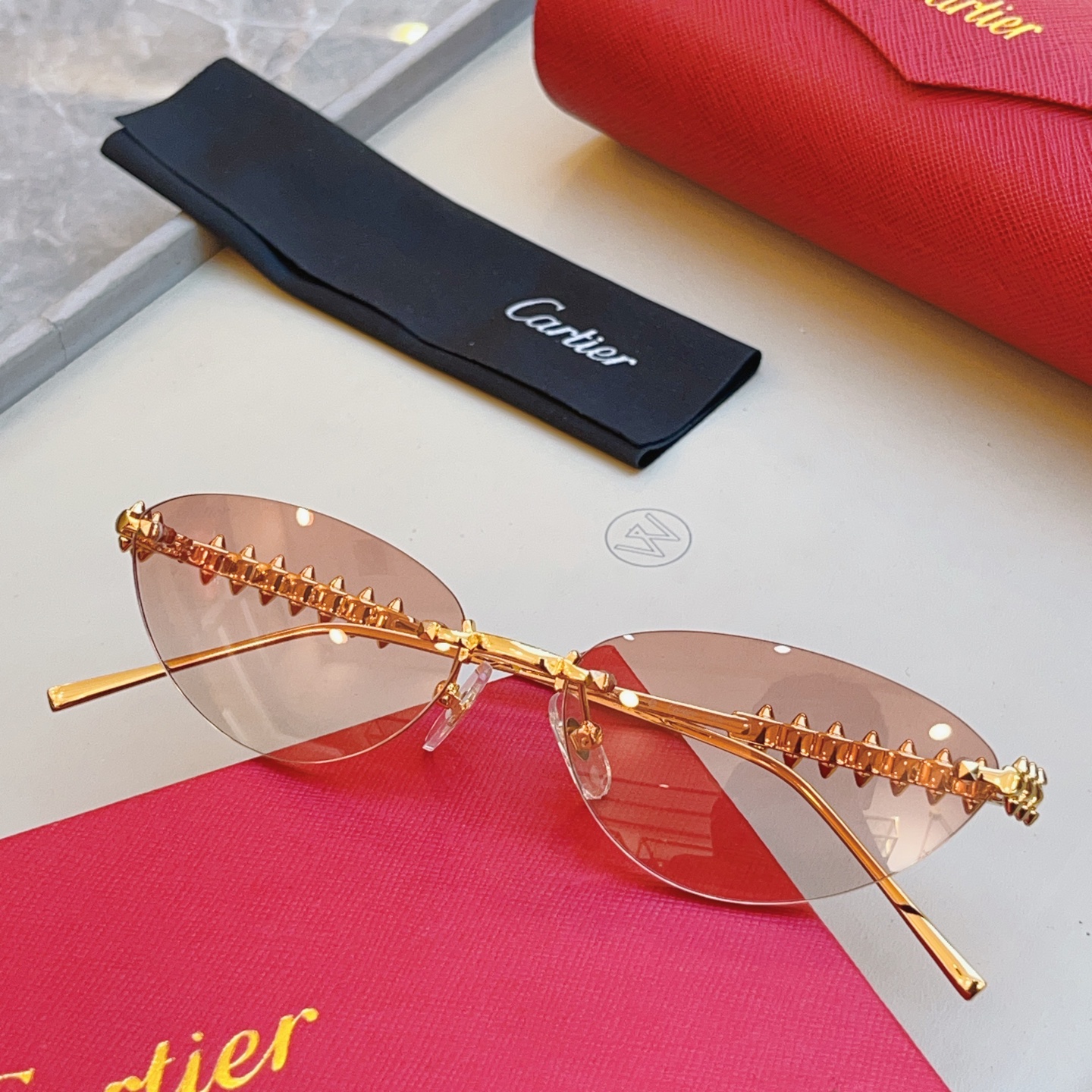 ，【CARTIE*】卡地*亚新款太阳镜🕶️，高版本✨CT0543S，size: 58口16-140