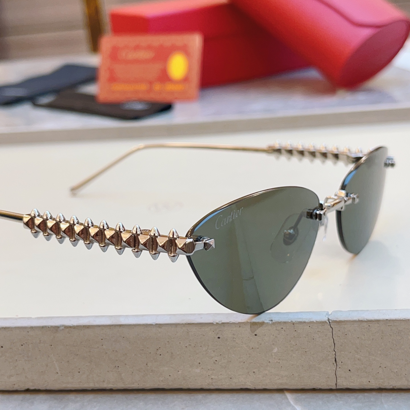 ，【CARTIE*】卡地*亚新款太阳镜🕶️，高版本✨CT0543S，size: 58口16-140