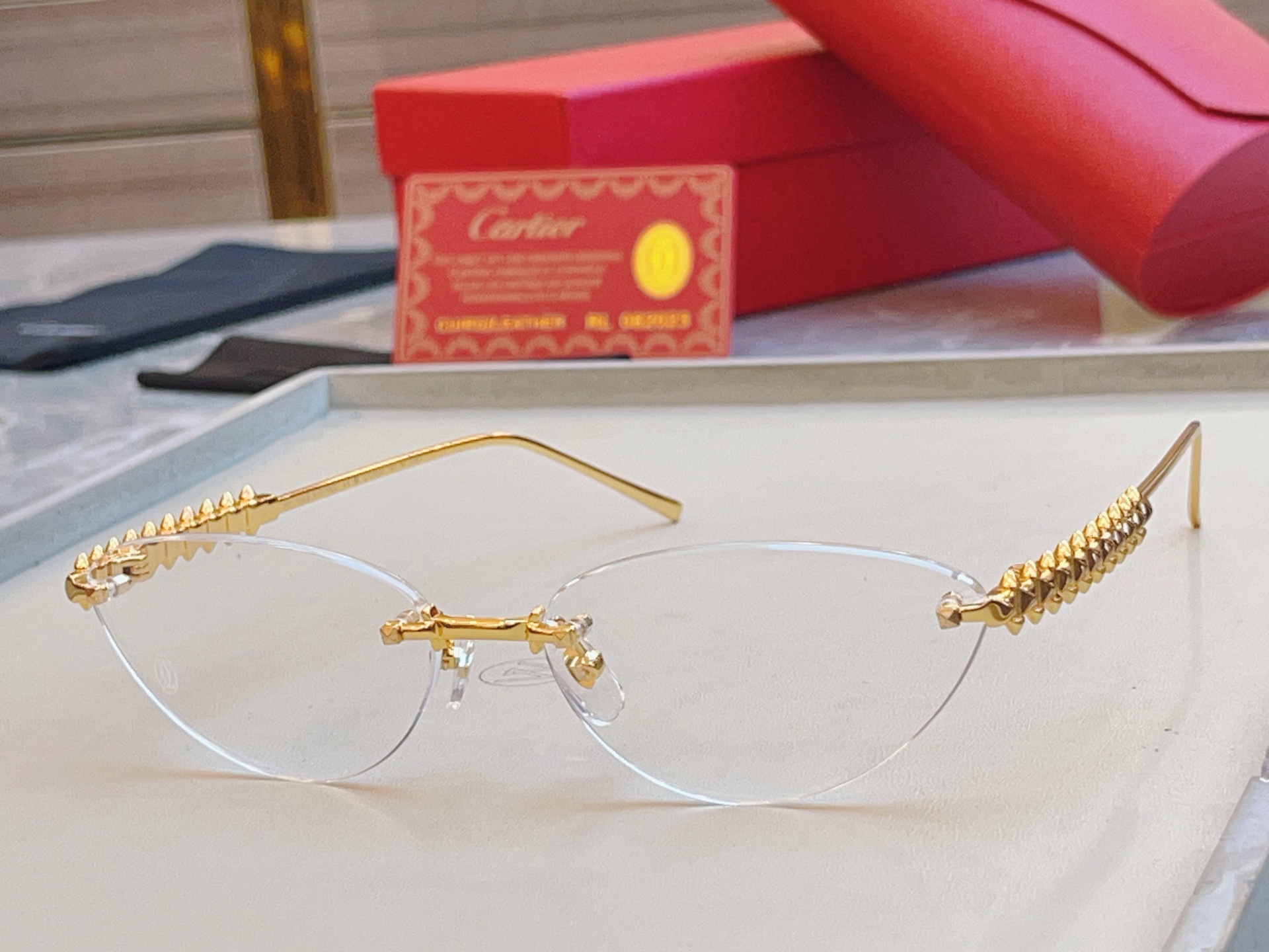 ，【CARTIE*】卡地*亚新款太阳镜🕶️，高版本✨CT0543S，size: 58口16-140