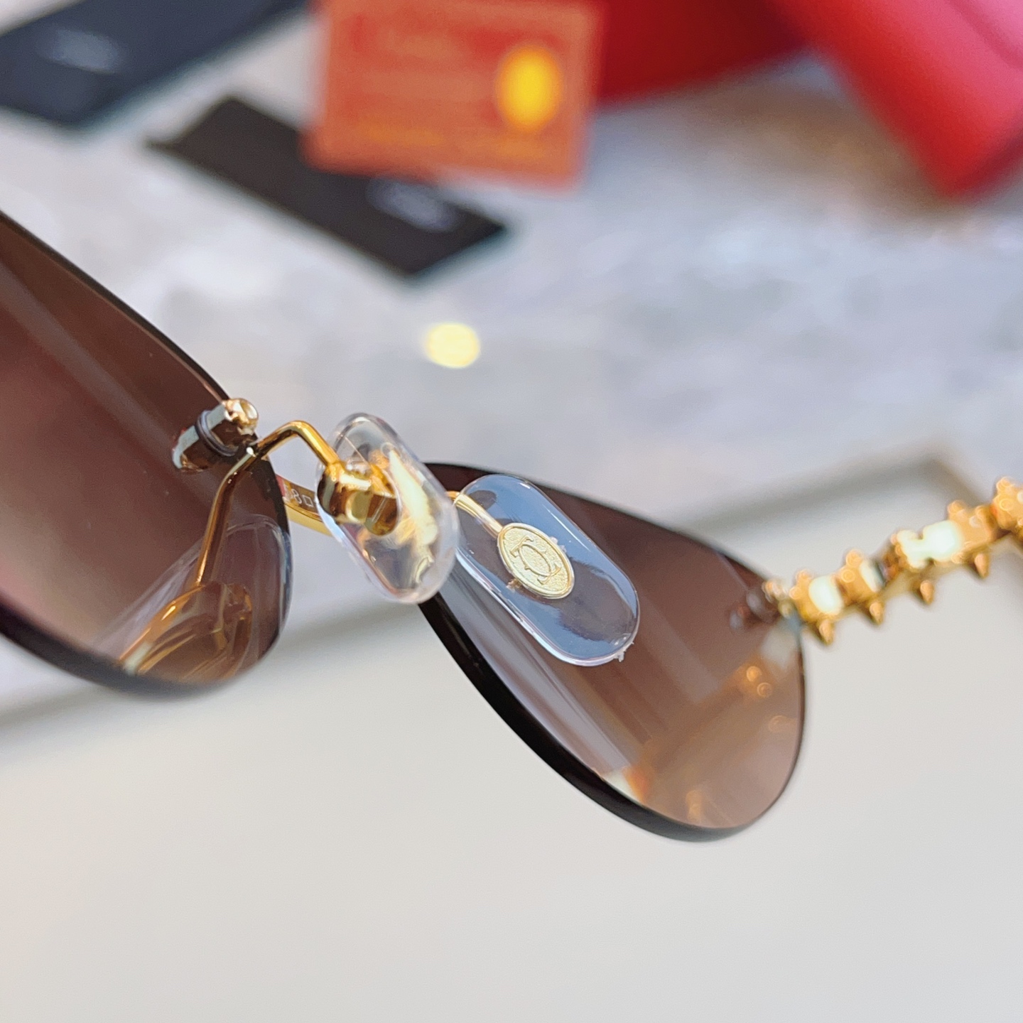 ，【CARTIE*】卡地*亚新款太阳镜🕶️，高版本✨CT0543S，size: 58口16-140