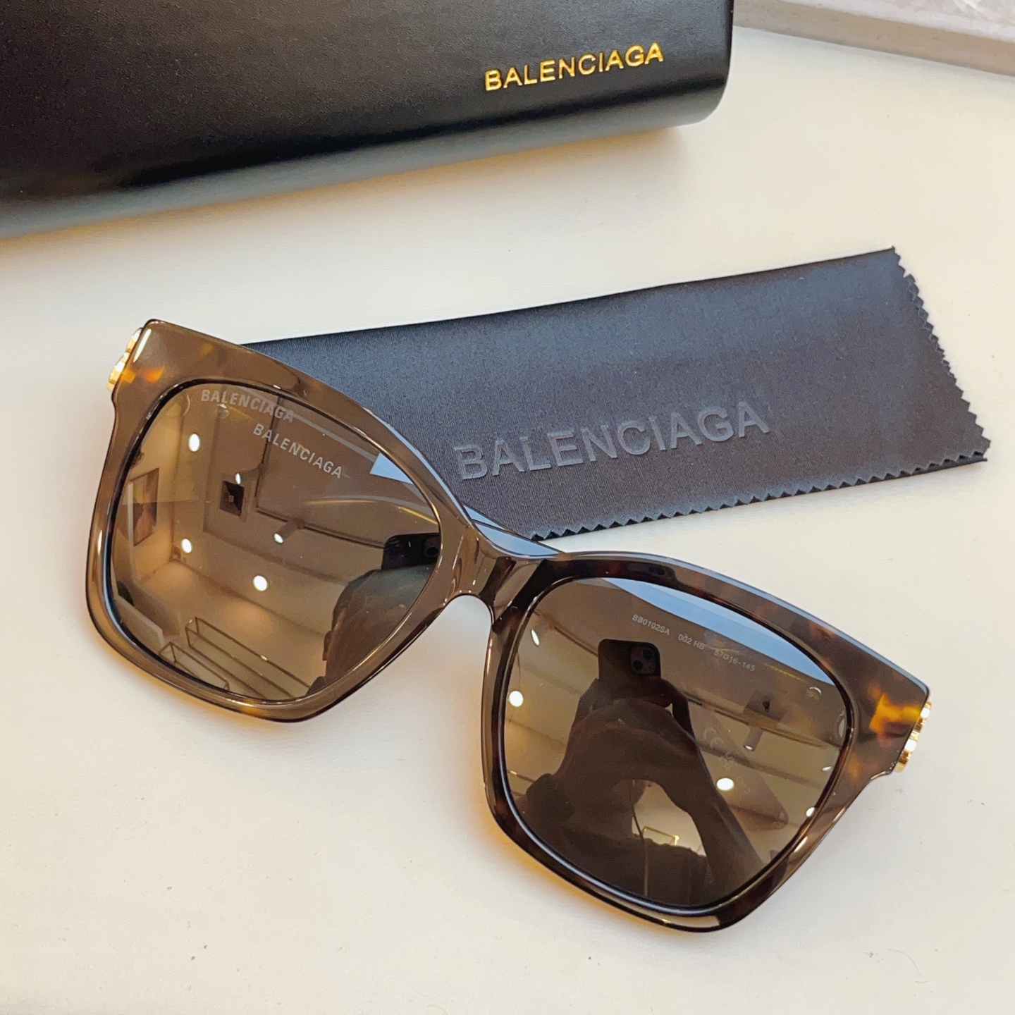，【BALENCIAG*】巴黎*世家新款太阳镜，高版本✨MODEL：BB0102SA，SIZE：57口1