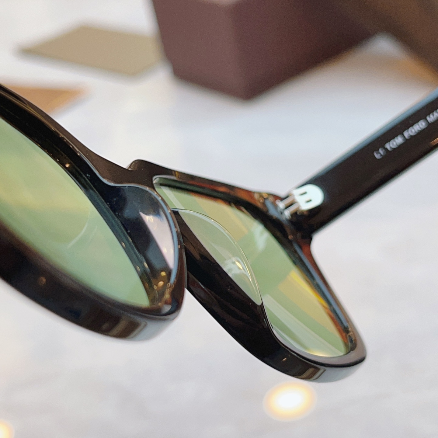 ，【TOM FOR*】汤姆*福特新款太阳镜🕶️，MODEL：FT1216，SIZE：54口20-145