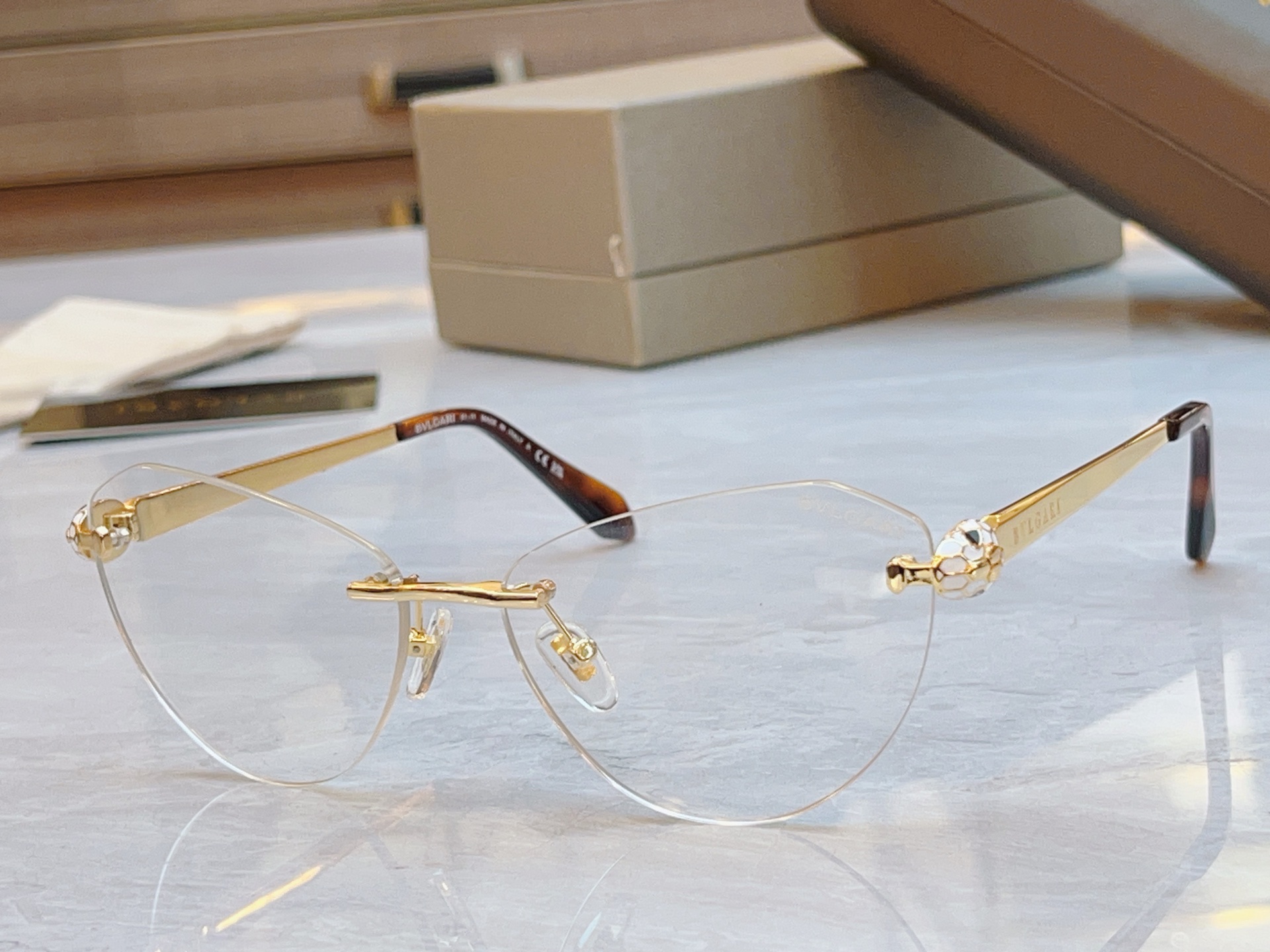 NO:366487,,【BVLGA*】Bulge*li new sunglasses, MODELBV 50042l, SIZE58-ocket 15-140 glasses sunglasses, glasses, bottega veneta, bvlgari19860909,【BVLGA*】宝格*丽新款太阳镜, MODELBV 50042l,SIZE58口15-140眼镜墨镜太阳镜,眼镜,bottega veneta,bvlgari,glasses