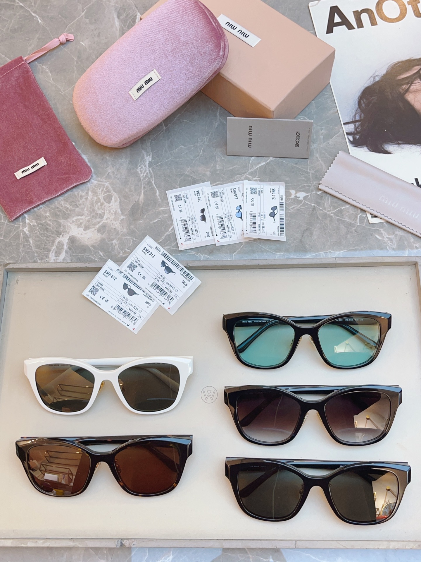 ，【MIU MI*】缪缪新款太阳镜，高版本✨MODEL:SMU 01Z，SIZE：55口20-140