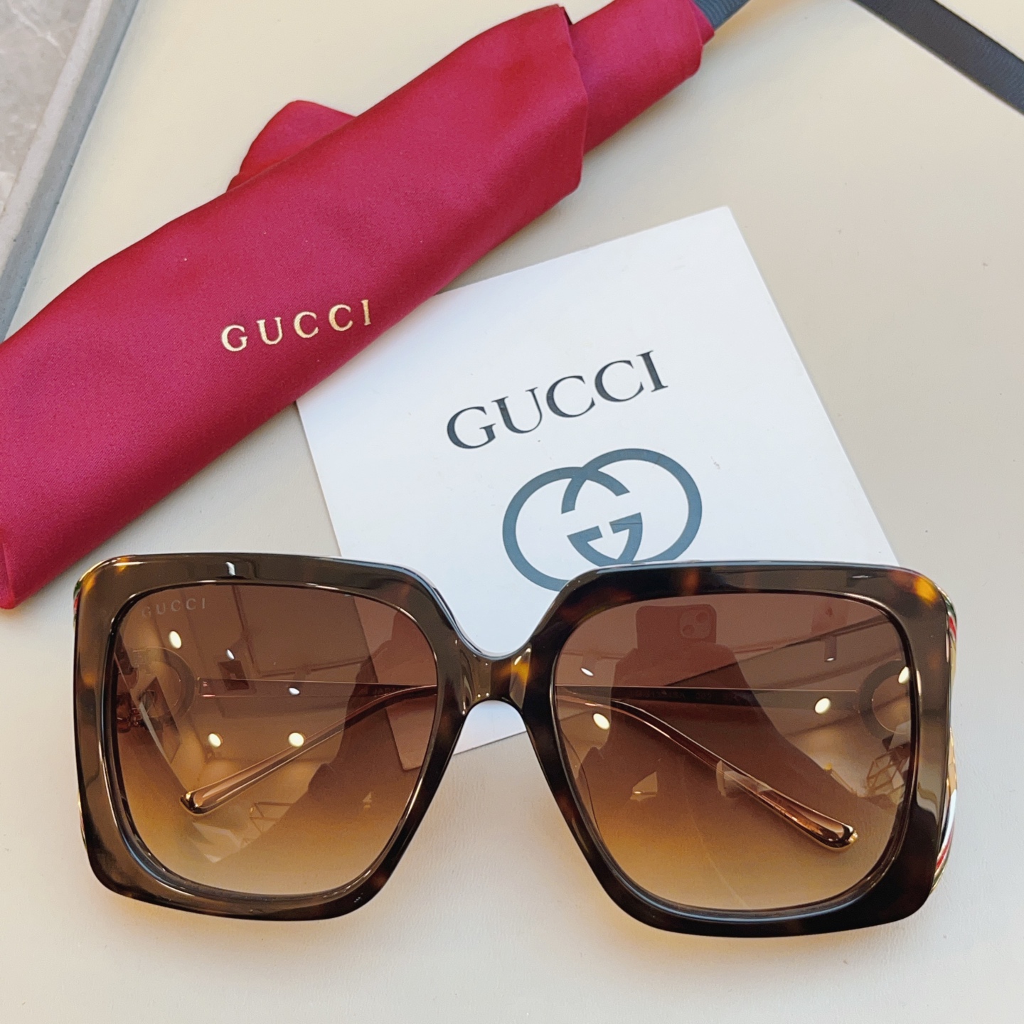 ，【GUCC*】古*驰新款太阳镜🕶️，高版本✨GG1324SA，SIZE:52口19-135 XL