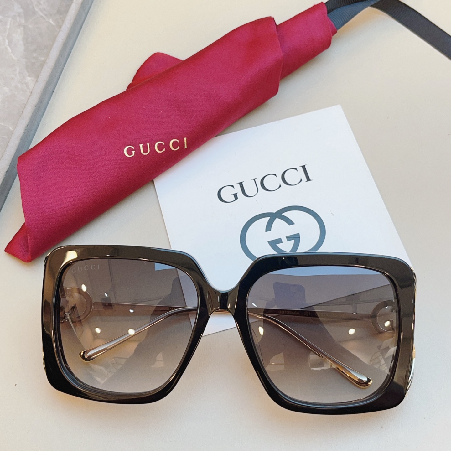 ，【GUCC*】古*驰新款太阳镜🕶️，高版本✨GG1324SA，SIZE:52口19-135 XL