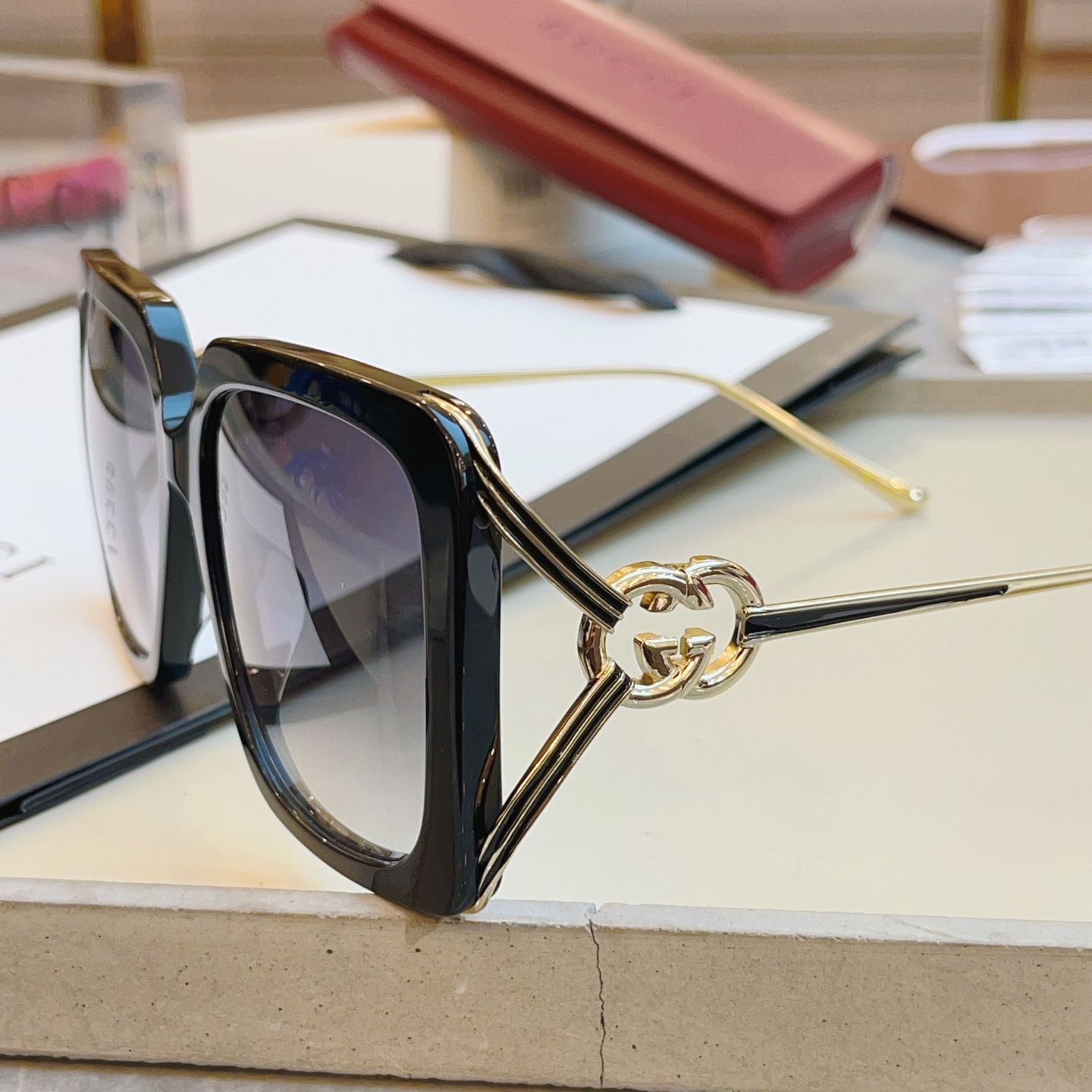 ，【GUCC*】古*驰新款太阳镜🕶️，高版本✨GG1324SA，SIZE:52口19-135 XL