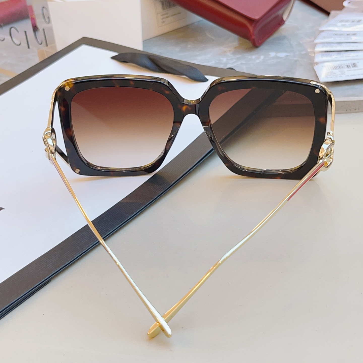 ，【GUCC*】古*驰新款太阳镜🕶️，高版本✨GG1324SA，SIZE:52口19-135 XL