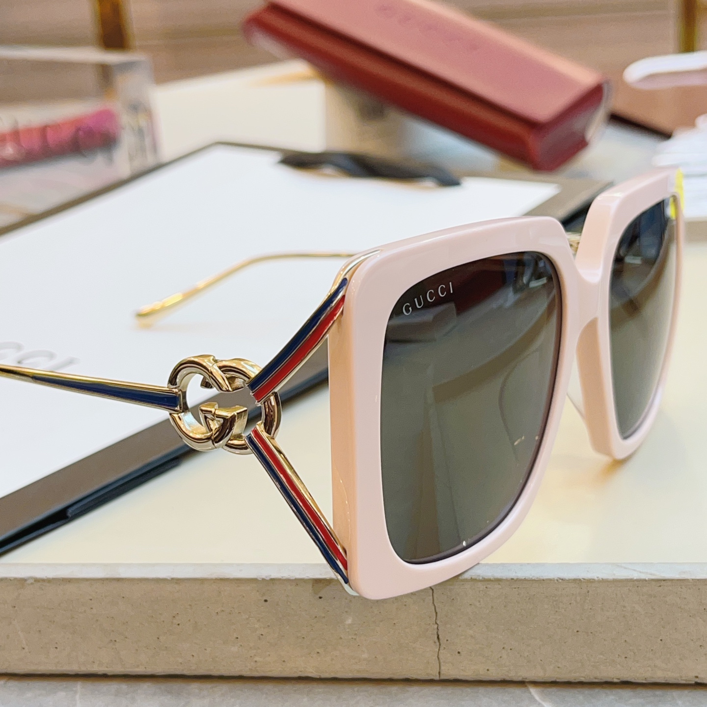 ，【GUCC*】古*驰新款太阳镜🕶️，高版本✨GG1324SA，SIZE:52口19-135 XL