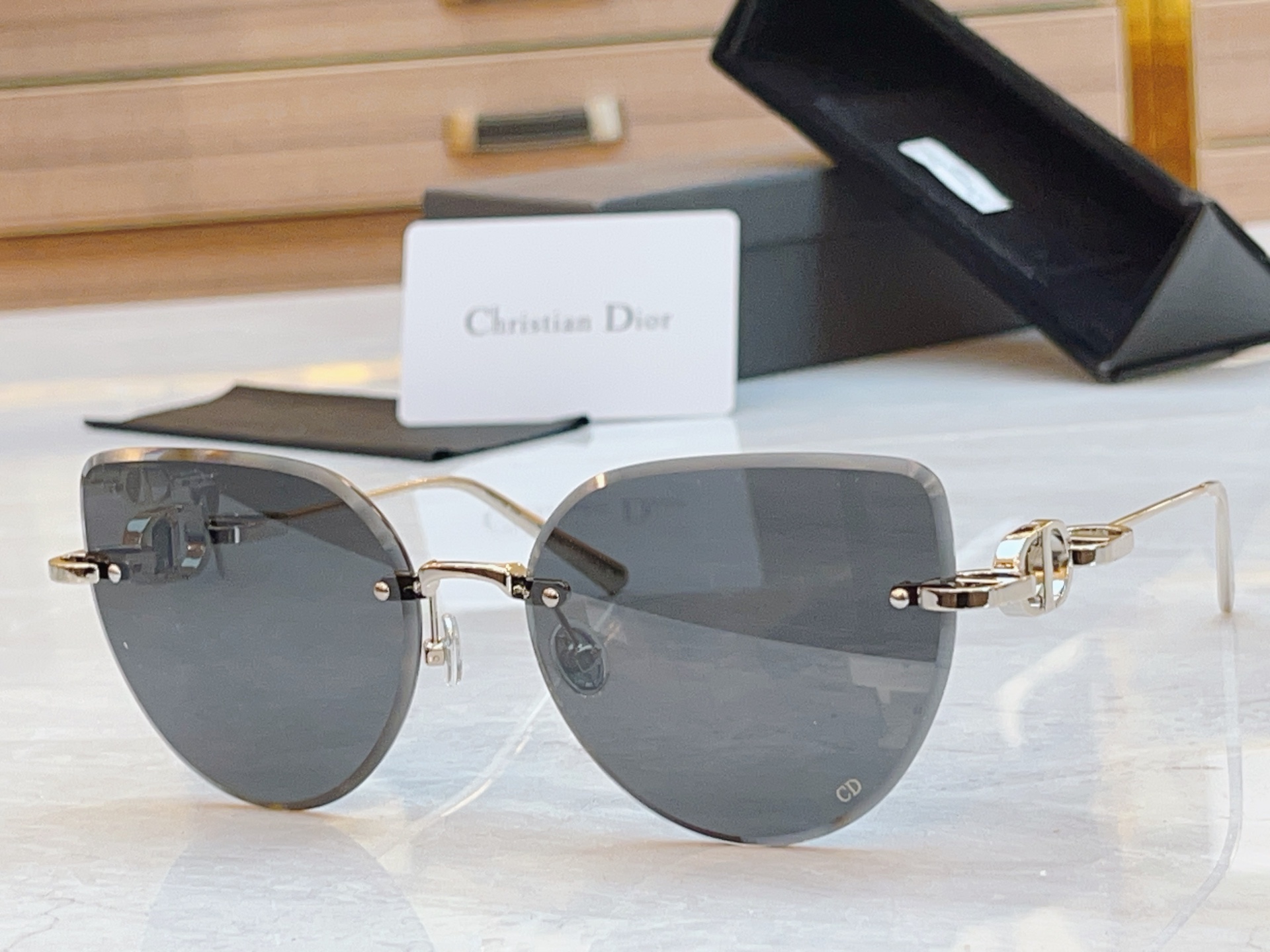NO:366524,,【DIO*】Di*Ao new sunglasses, MODELDHGTA48UCR, SIZE61 17-130 glasses, sunglasses, glasses, dior19860909,【DIO*】迪*奥新款太阳镜, MODELDHGTA48UCR,SIZE61口17-130眼镜墨镜太阳镜,眼镜,dior,glasses