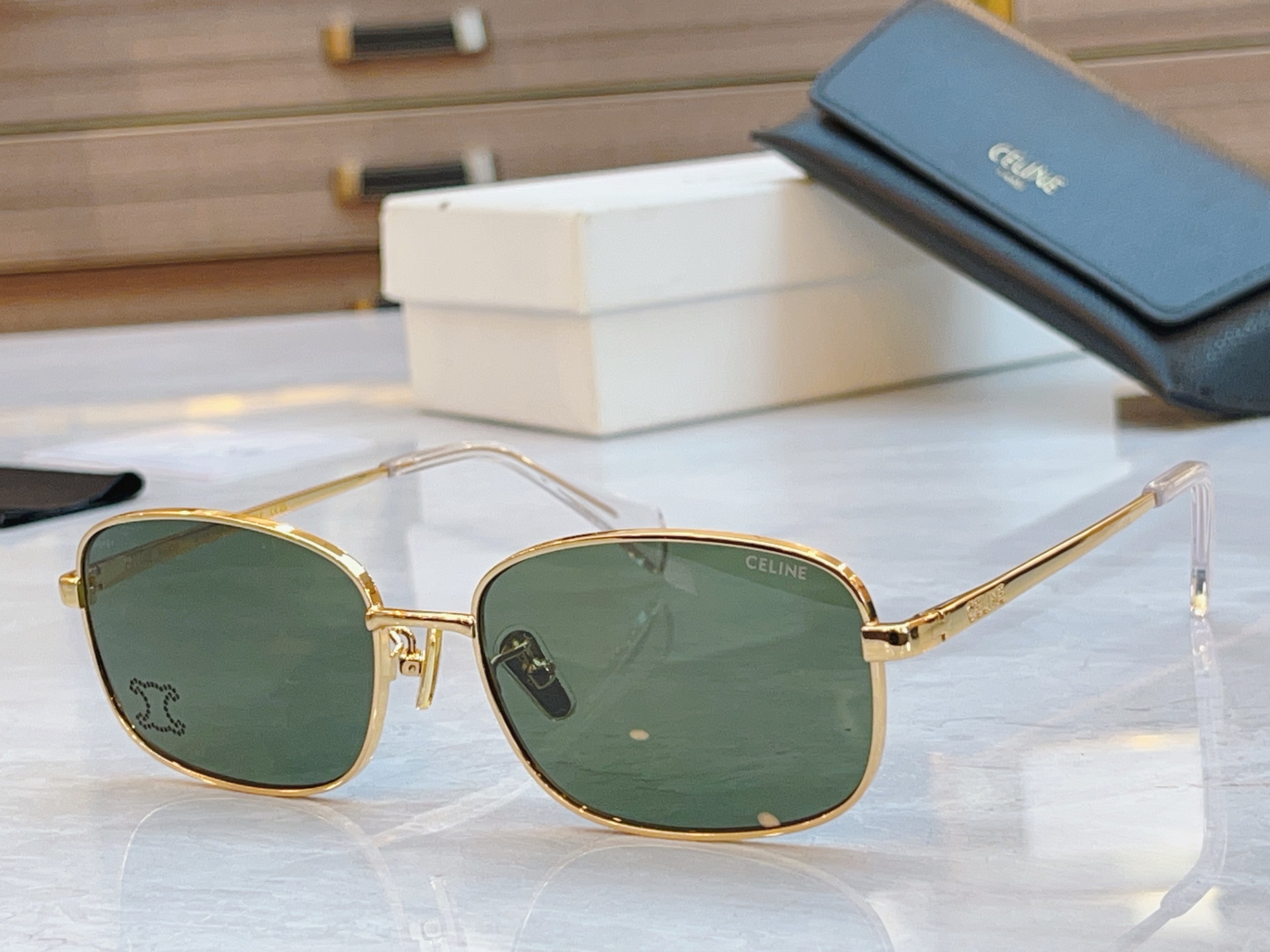 NO:366532,,【CELIN*】Sai*lin's new sunglasses, MODEL:CL42113U, SIZE: 57-mouth 17-147 glasses, sunglasses, glasses, celine19860909,【CELIN*】赛*琳新款太阳镜, MODEL:CL42113U ,SIZE: 57口17-147眼镜墨镜太阳镜,眼镜,celine,glasses