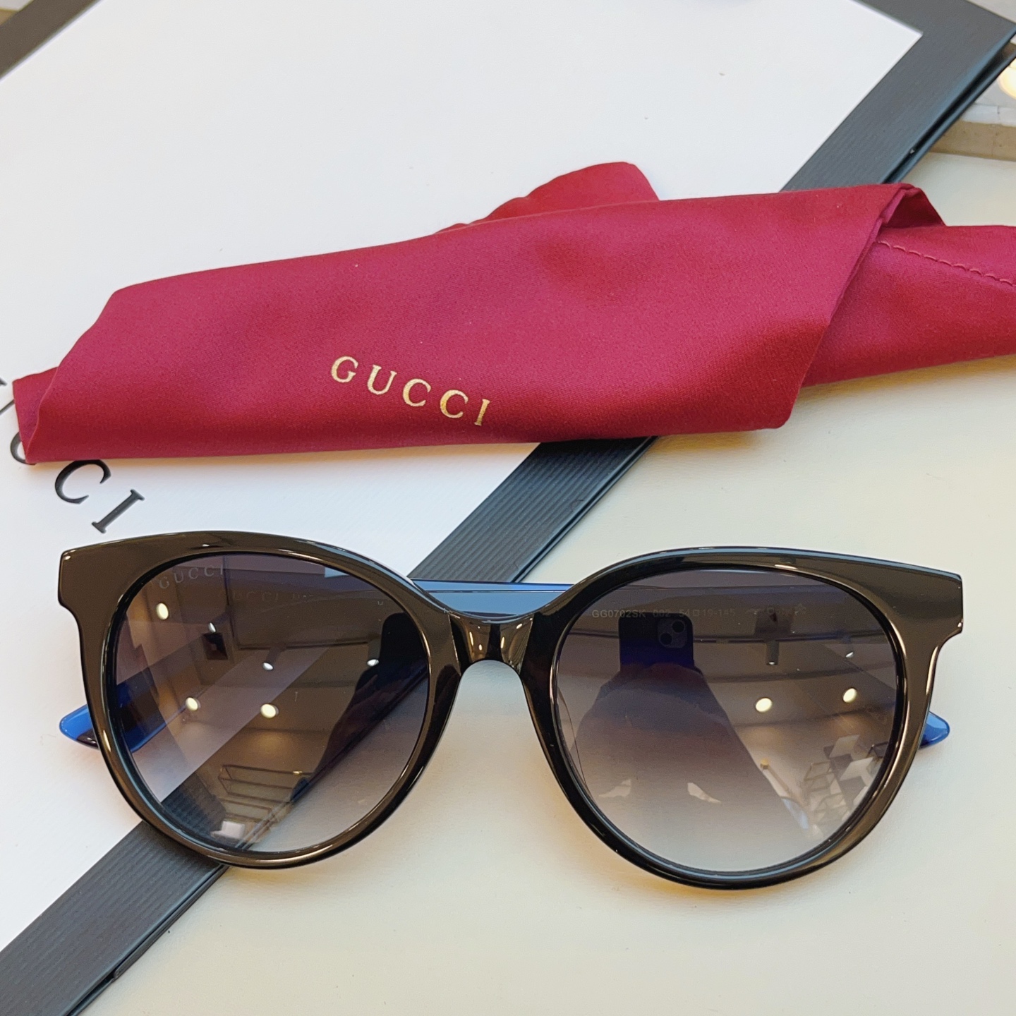 ，【GUCC*】古*驰新款太阳镜🕶️，高版本✨GG0702SK，SIZE:54口19-145