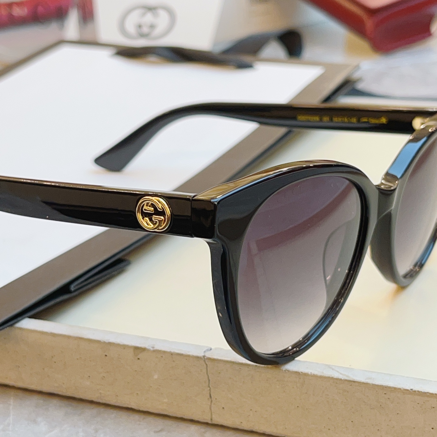 ，【GUCC*】古*驰新款太阳镜🕶️，高版本✨GG0702SK，SIZE:54口19-145