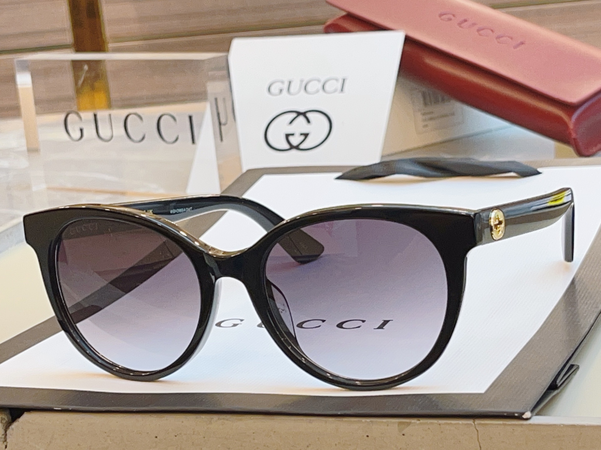 ，【GUCC*】古*驰新款太阳镜🕶️，高版本✨GG0702SK，SIZE:54口19-145