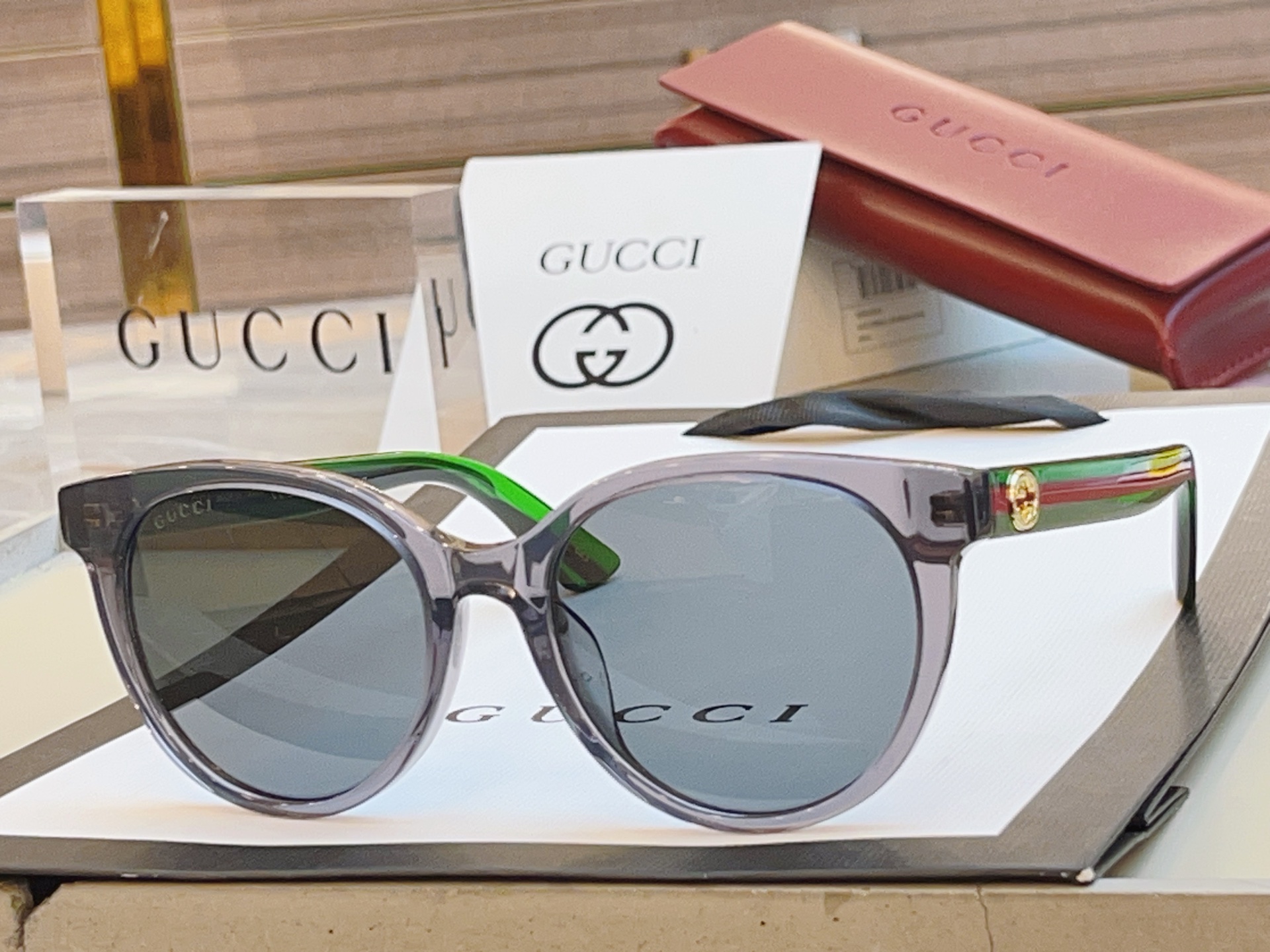 ，【GUCC*】古*驰新款太阳镜🕶️，高版本✨GG0702SK，SIZE:54口19-145
