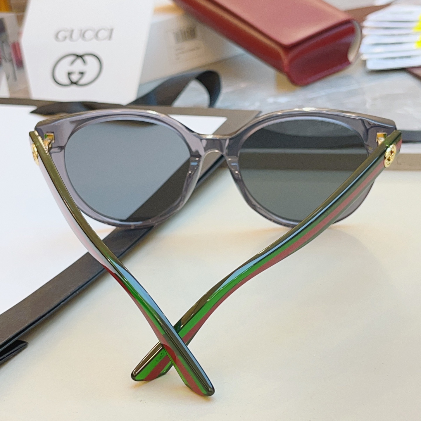，【GUCC*】古*驰新款太阳镜🕶️，高版本✨GG0702SK，SIZE:54口19-145