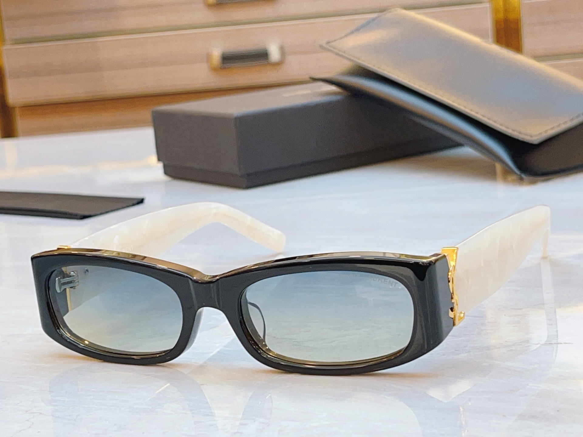 P508, ST. ROIN’S NEW GLASSES. MODEL: SL M152, SIZE: 55 19-145 - 图片 1