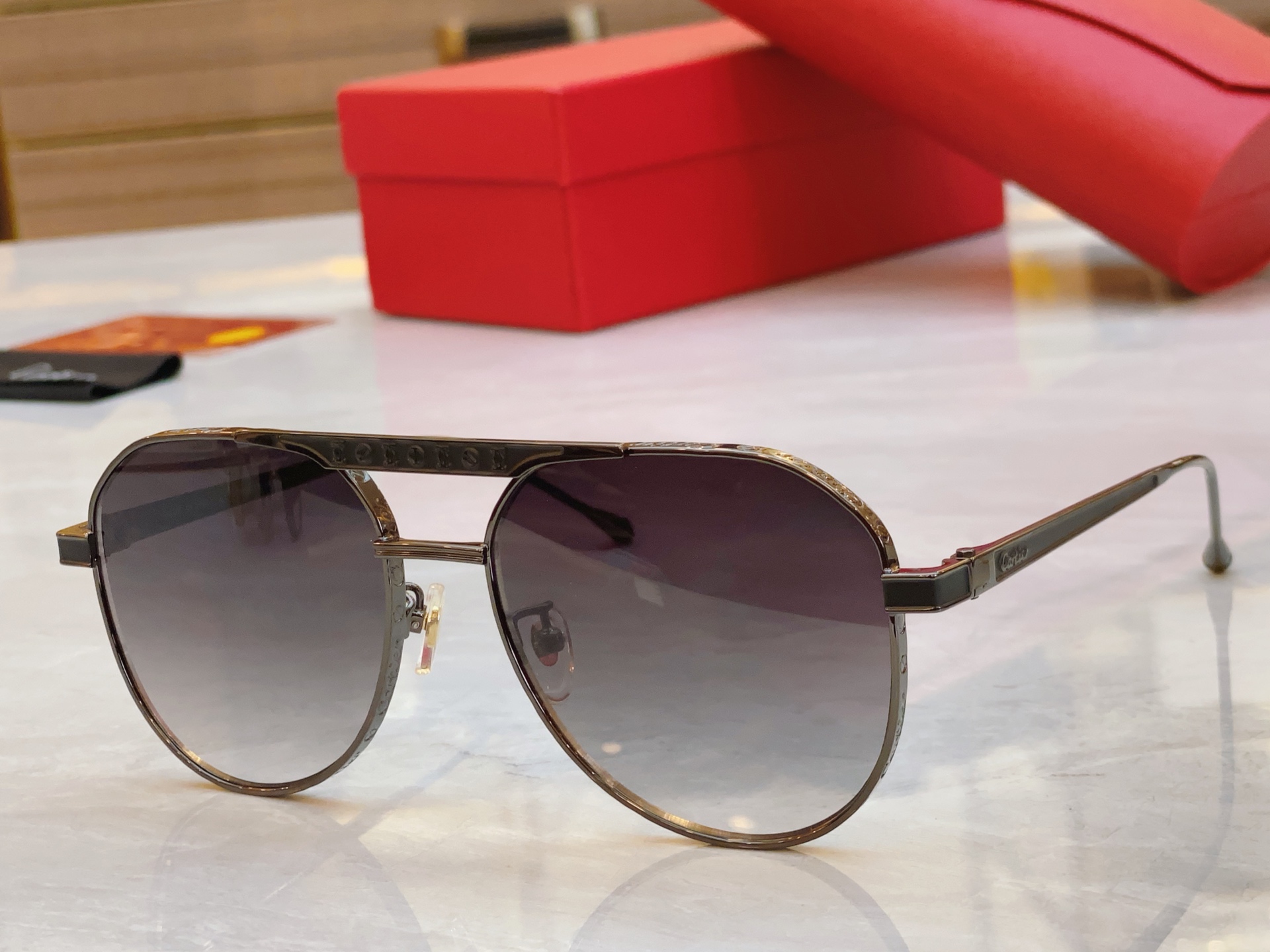 ，【CARTIE*】卡地*亚新款太阳镜，CT0417S，size57口17-142