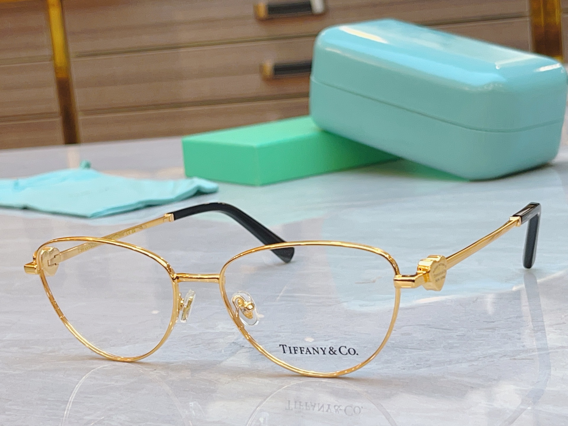 ，【Tiffany & Co.】蒂芙*尼新款眼镜架，Mod：TF1164B，Size：57口17-143