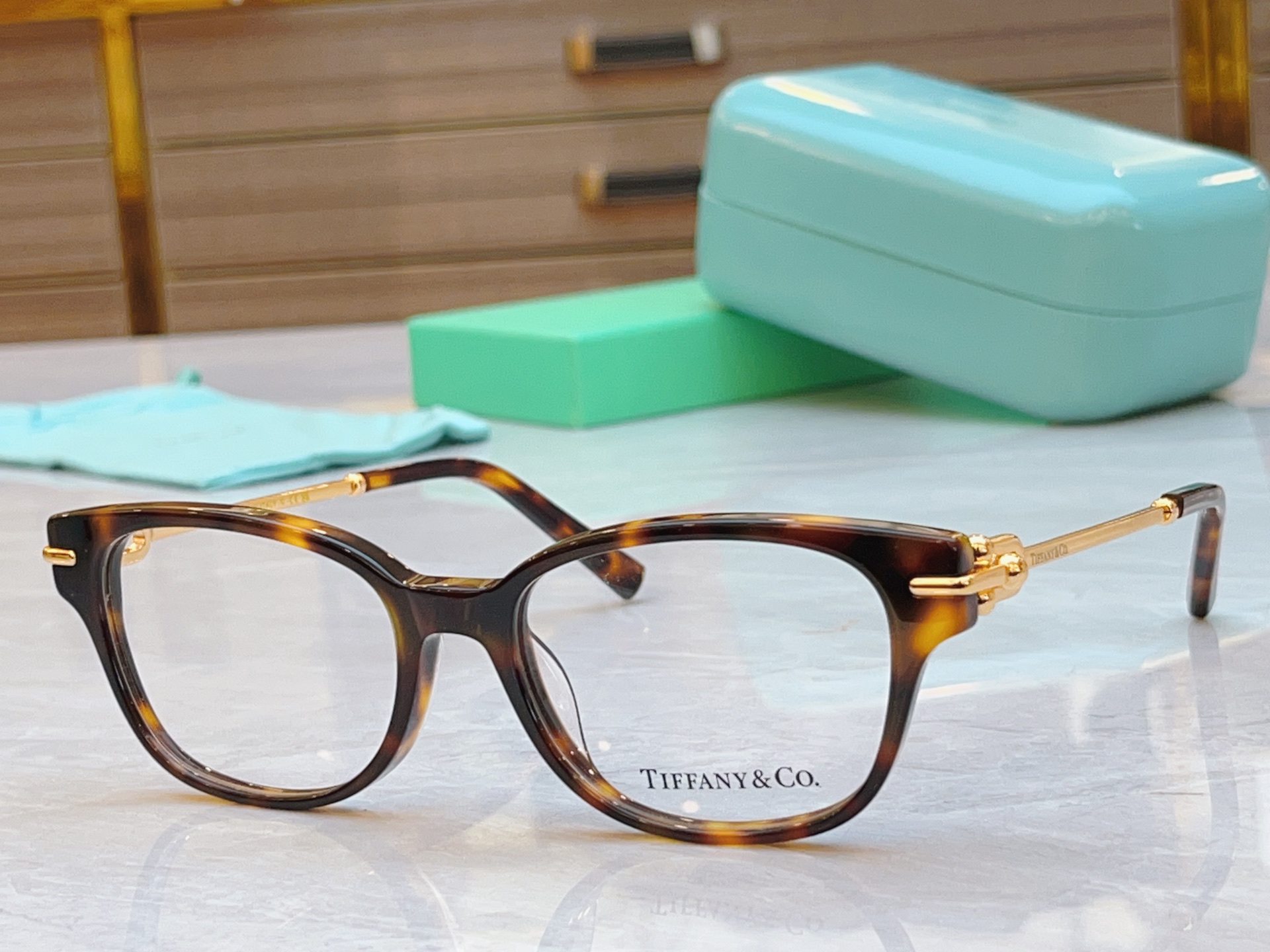 ，【Tiffany & Co.】蒂芙*尼新款眼镜架，Mod：TF2262，Size：54口18-143