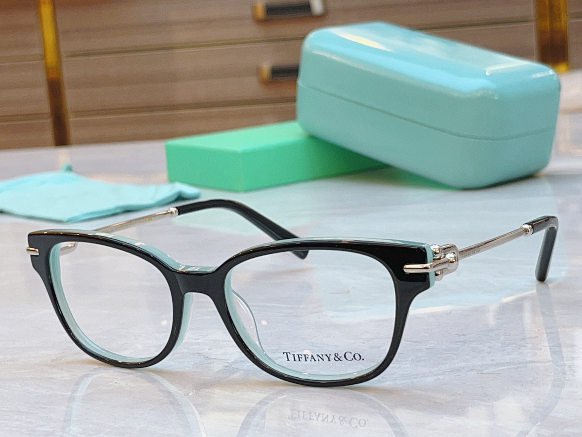 ，【Tiffany & Co.】蒂芙*尼新款眼镜架，Mod：TF2262，Size：54口18-143