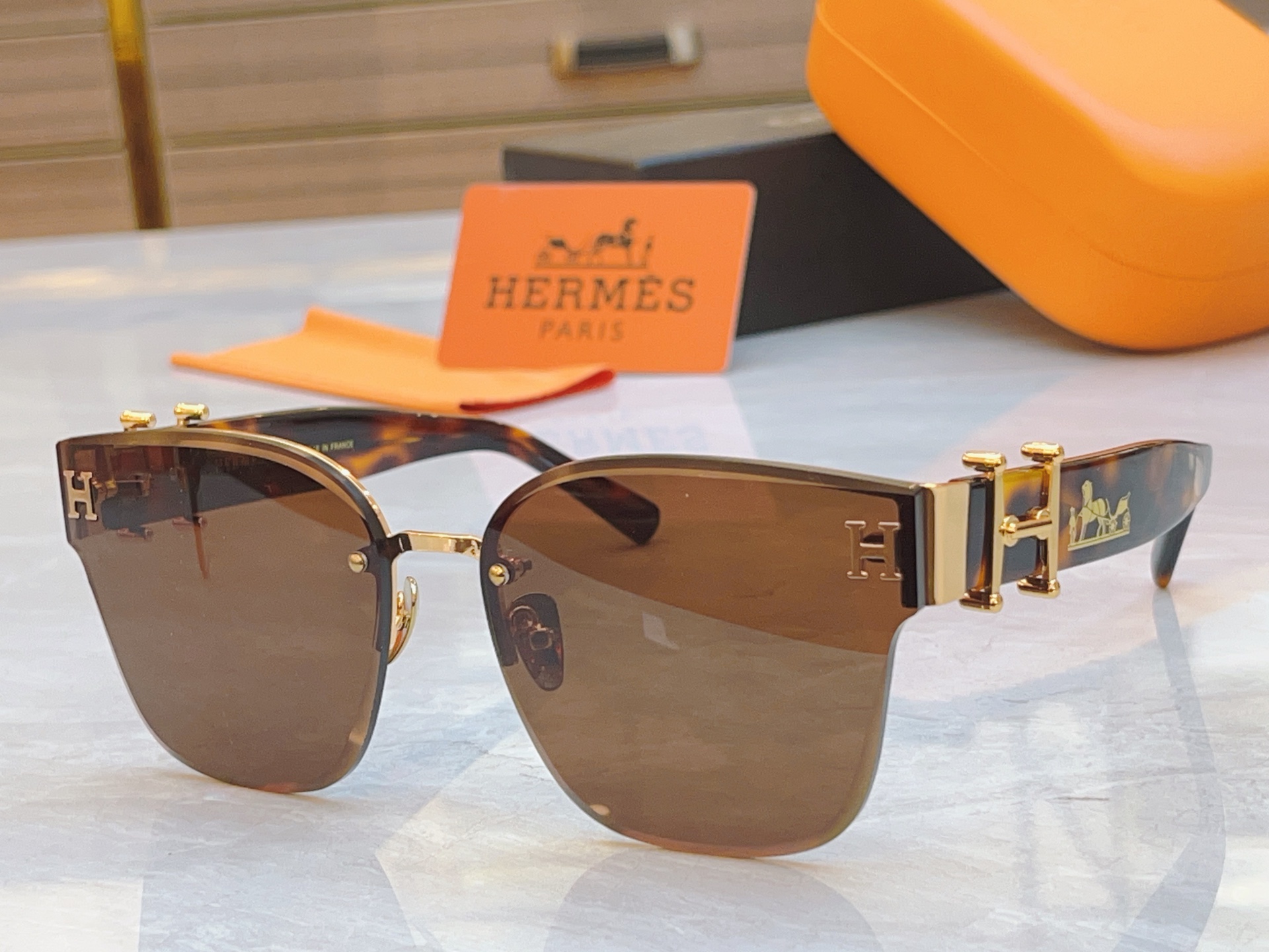 ，【HERME*】爱马*仕新款太阳镜🕶️，MODEL：9702，SIZE：64口16-142