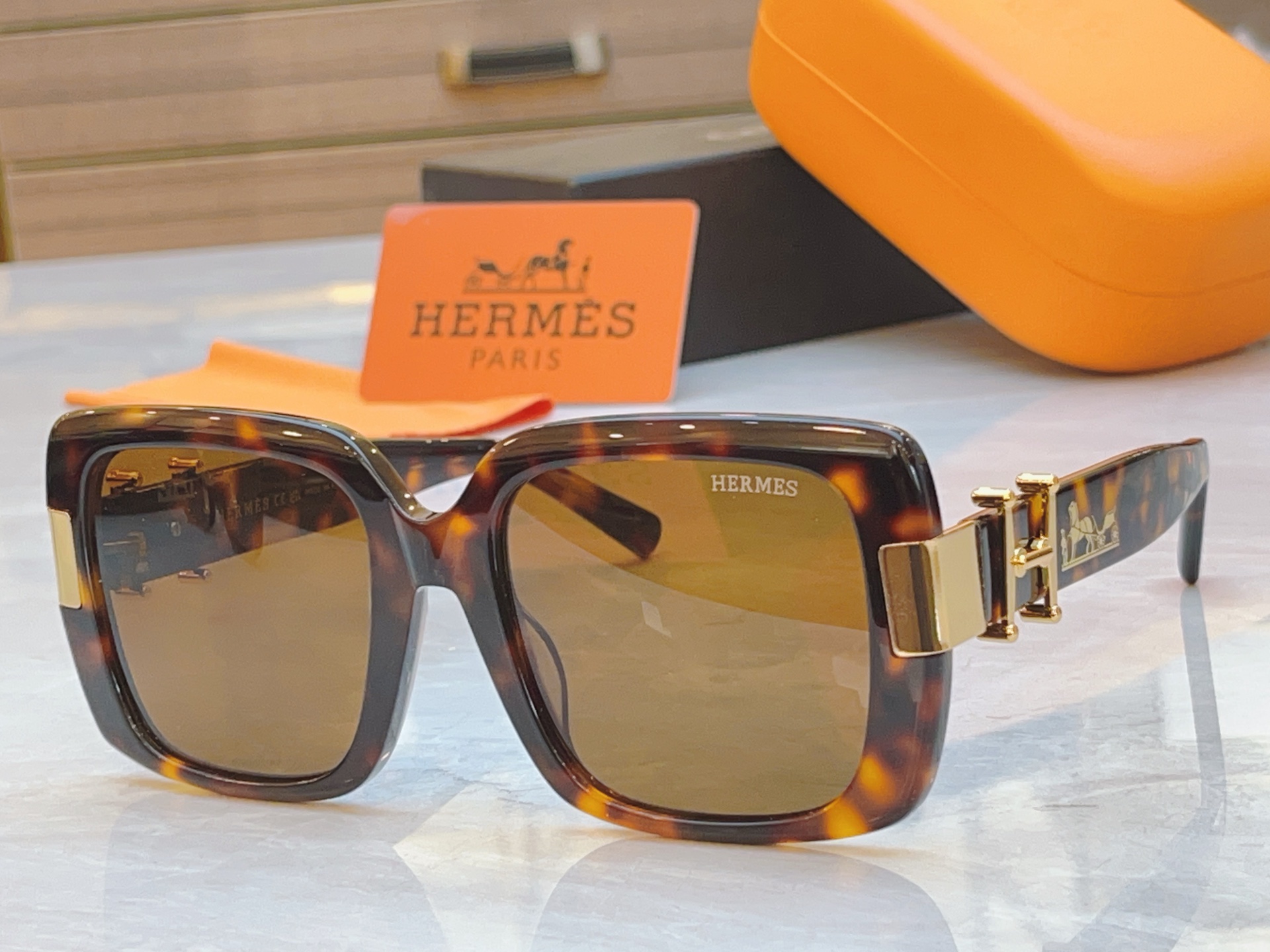，【HERME*】爱马*仕新款太阳镜🕶️，MODEL：9700，SIZE：55口20-142