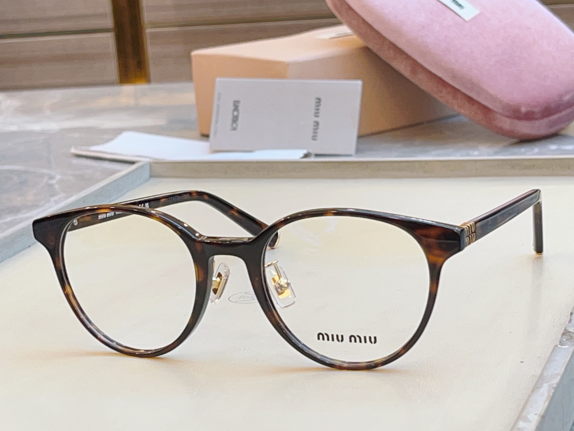 ，【MIUMI*】缪*缪新款眼镜架，Mod VMU 04W-F，SIZE51口21-140