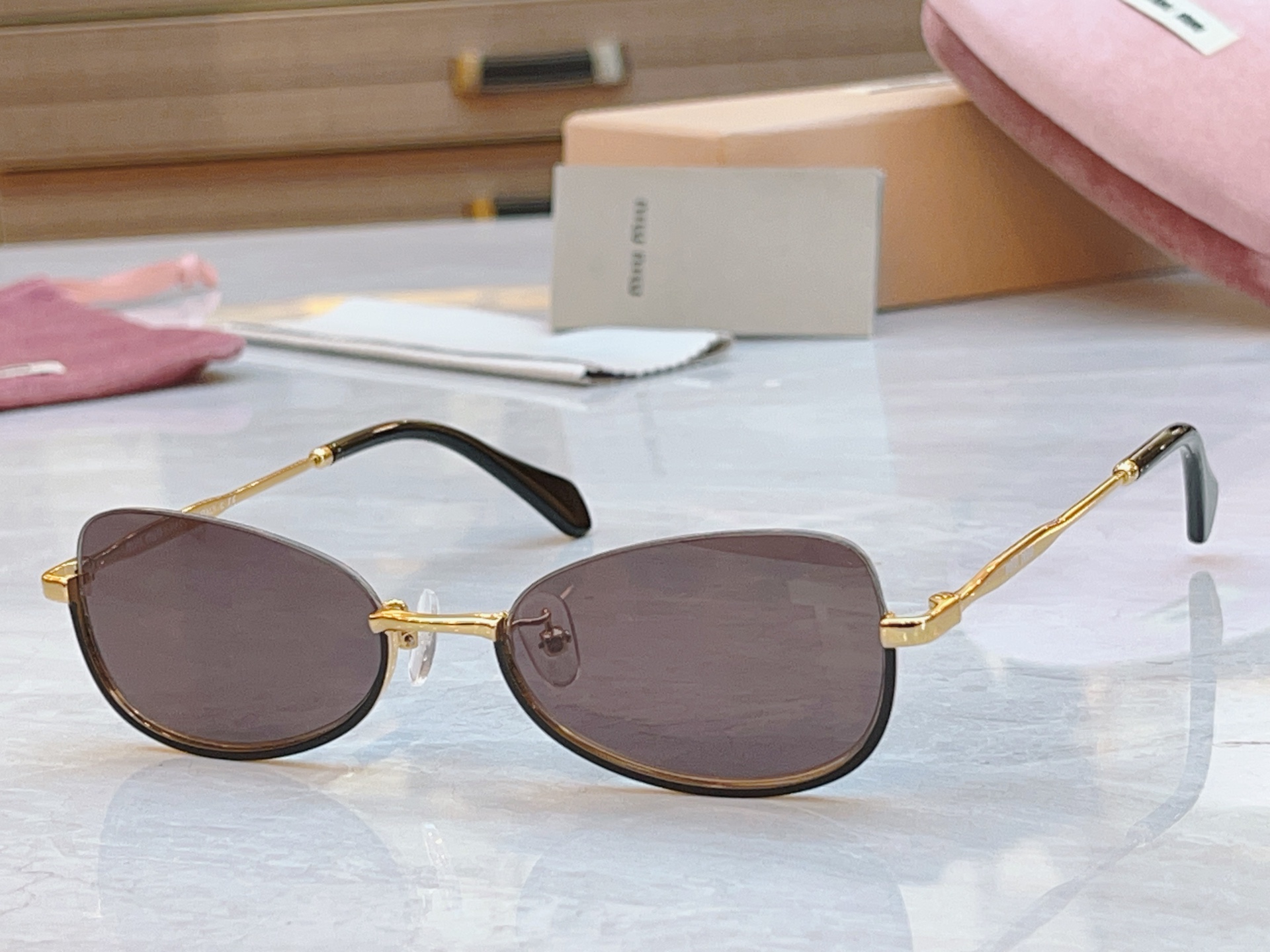 ，【MIUMI*】缪*缪新款眼镜架，ModMU 50AV，SIZE52口19-145