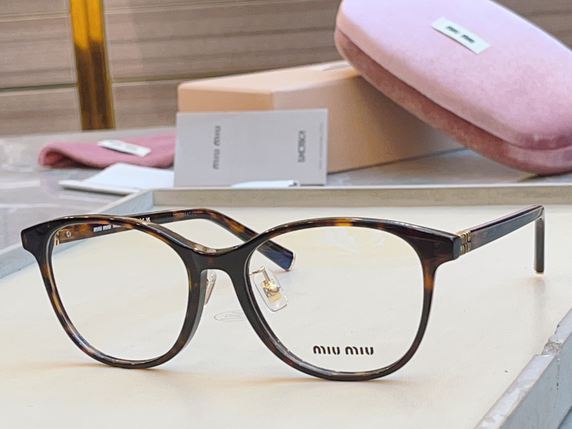 ，【MIUMI*】缪*缪新款眼镜架，Mod VMU 05W-F，SIZE54口17-140