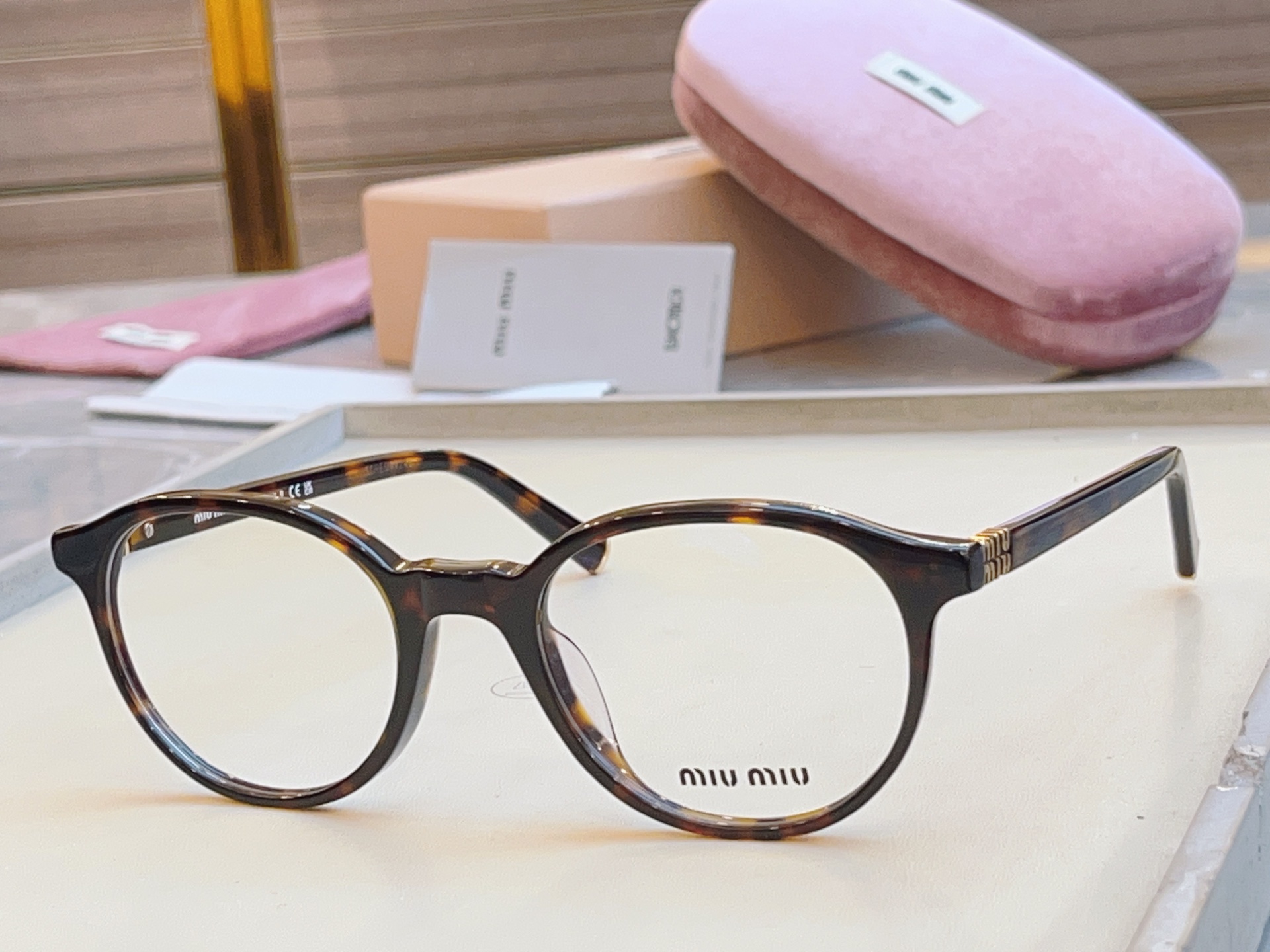 ，【MIUMI*】缪*缪新款眼镜架，Mod VMU 02W-F，SIZE50口18-140