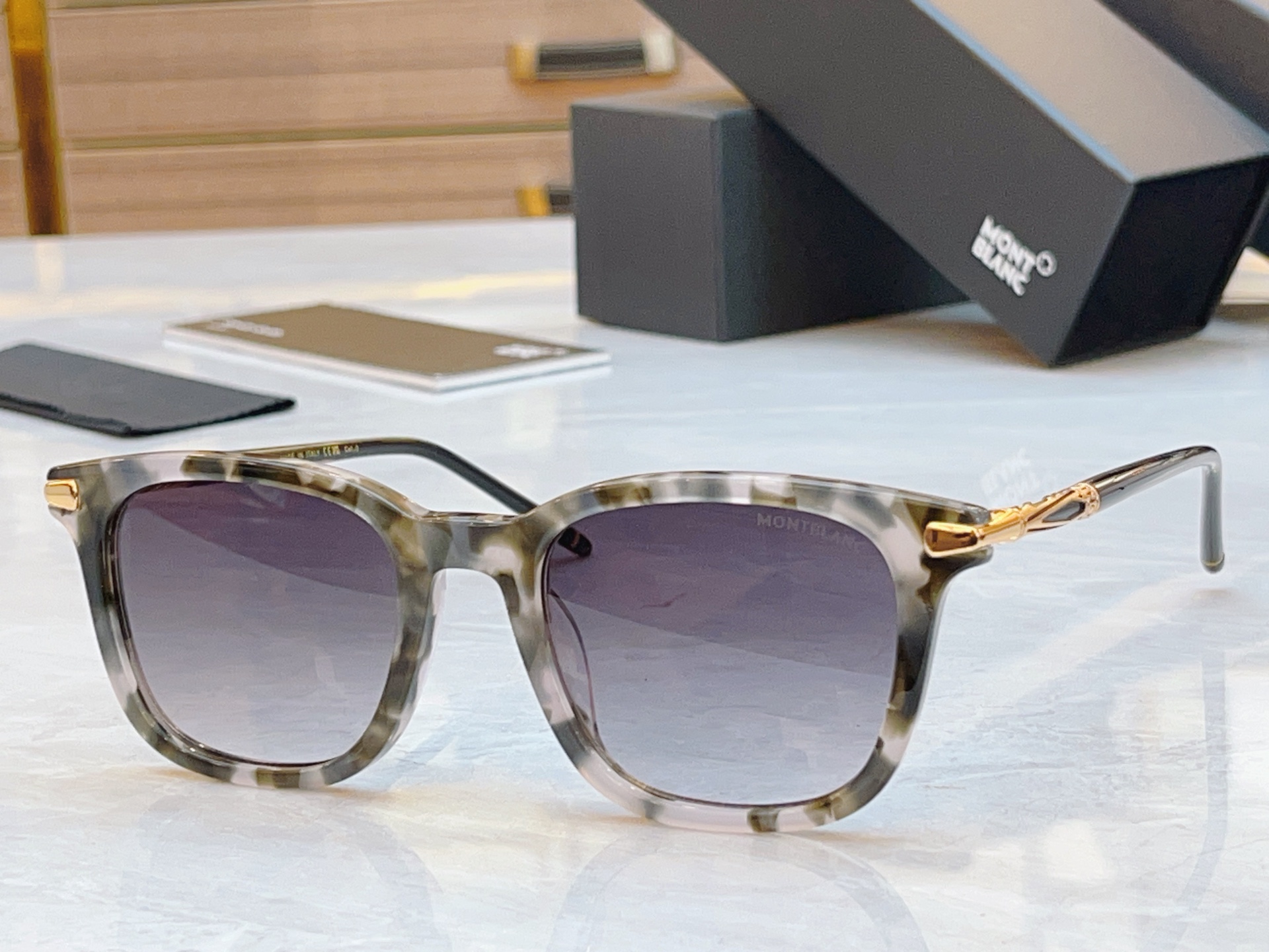 ，【MONT BLAN*】万宝*龙新款太阳镜，MODELMB0709S，SIZE52口21-145