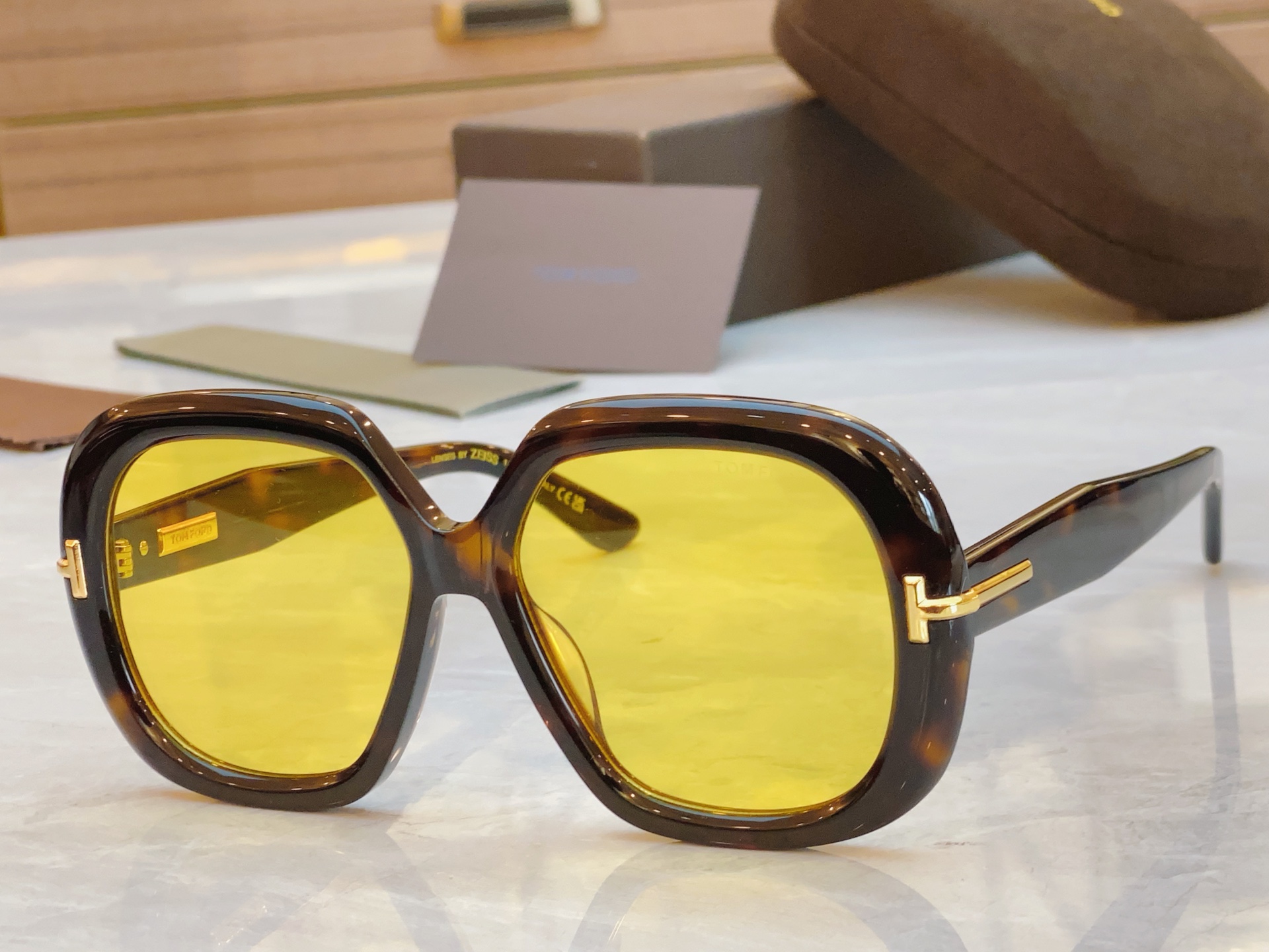 ，【TOM FOR*】汤姆*福特新款太阳镜🕶️，MODEL：TF1278，SIZE：56口16-135