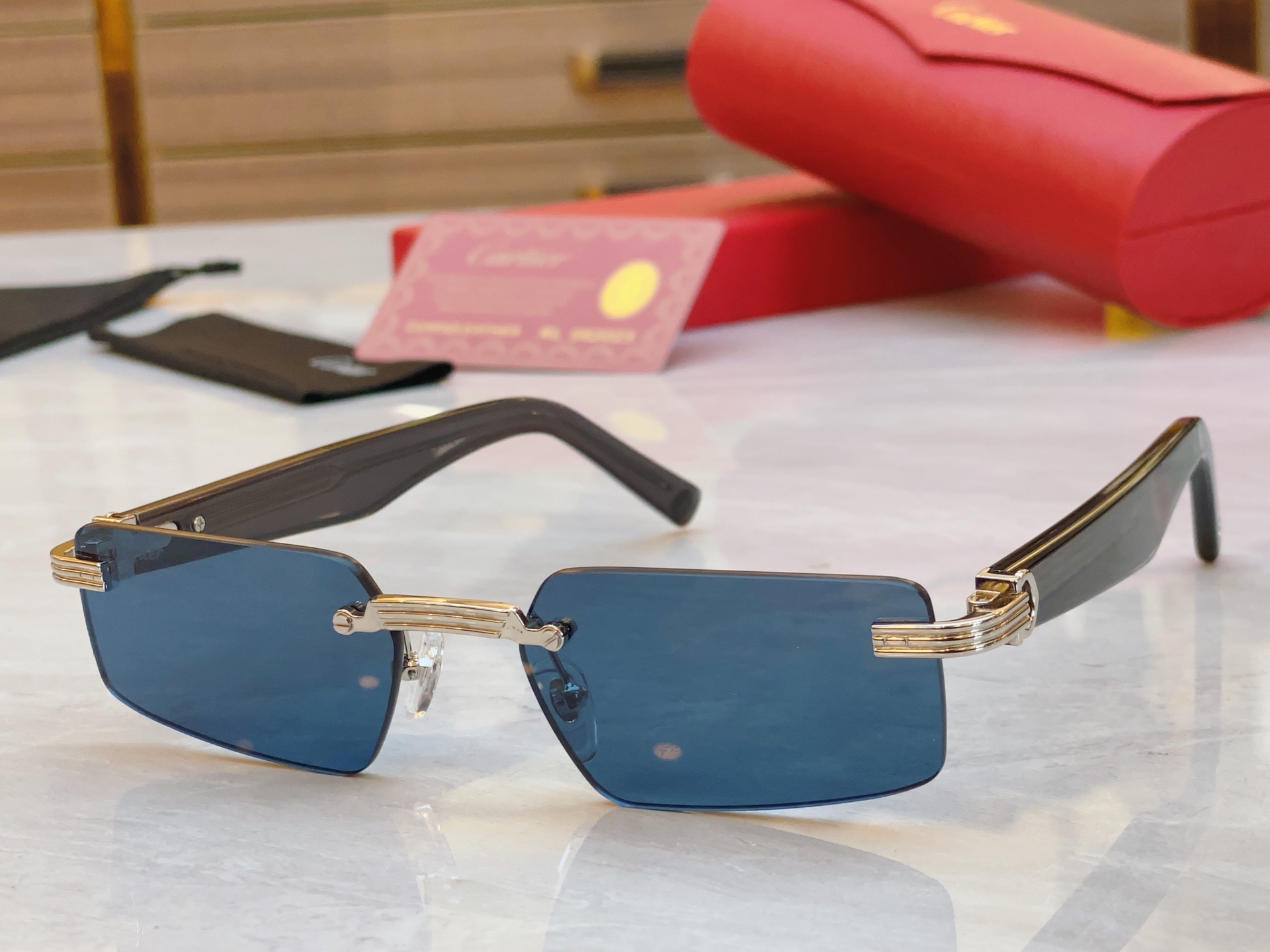 ，【CARTIE*】卡地*亚新款太阳镜，CT01350 ，size55口18-145