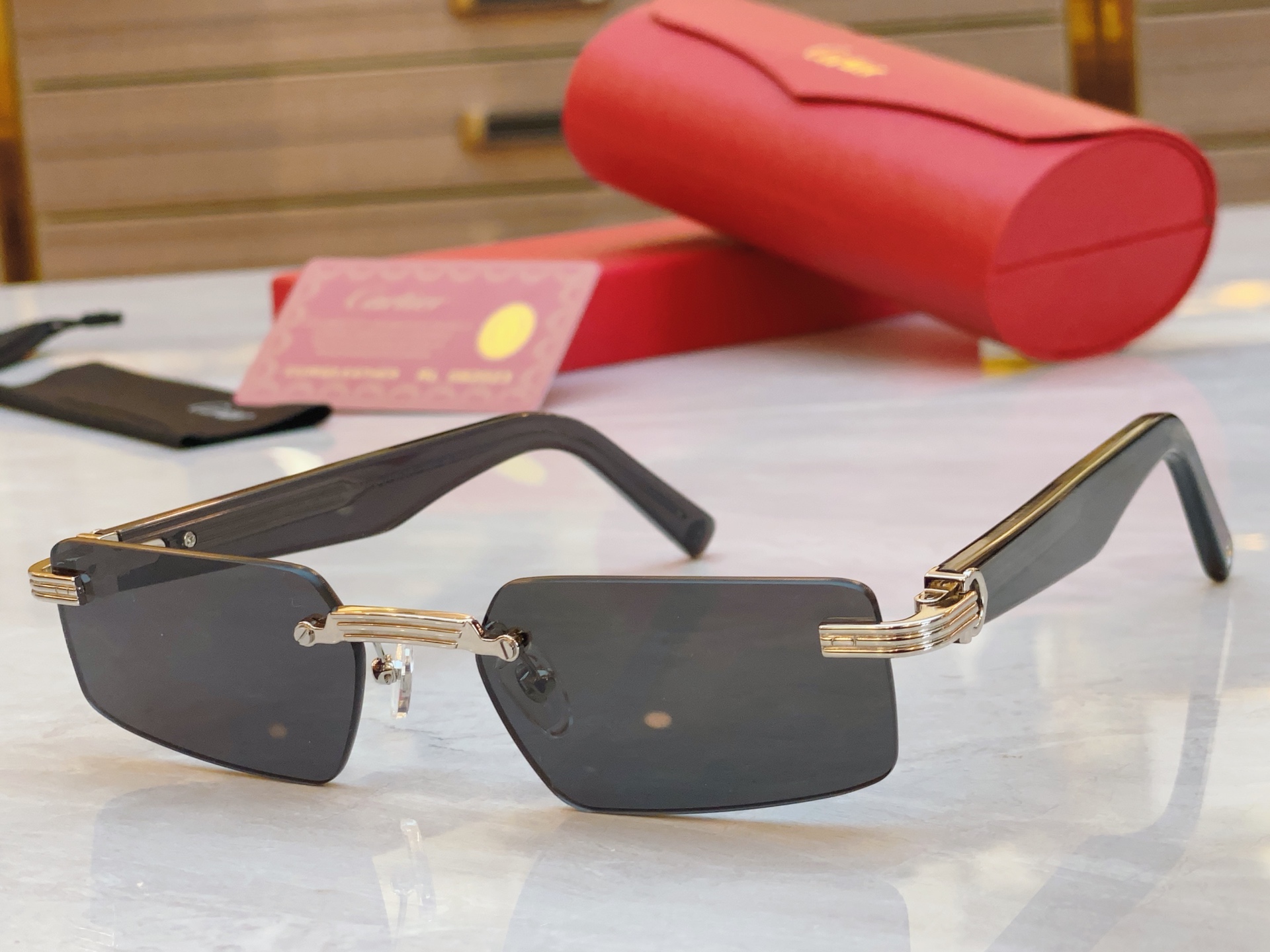 ，【CARTIE*】卡地*亚新款太阳镜，CT01350 ，size55口18-145