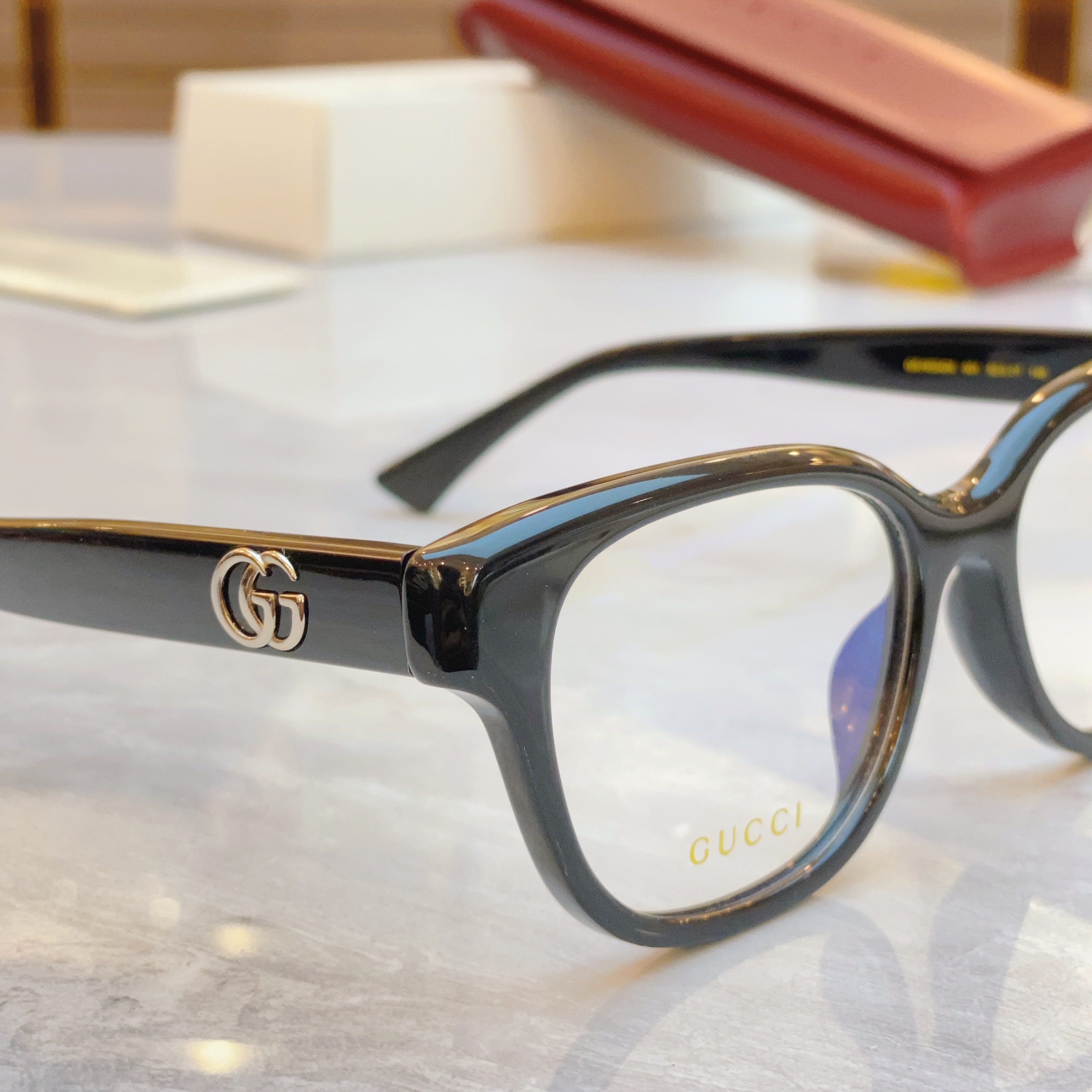 ，【GUCC*】古*驰新款太阳镜，GG1833OK，SIZE52口17-145 