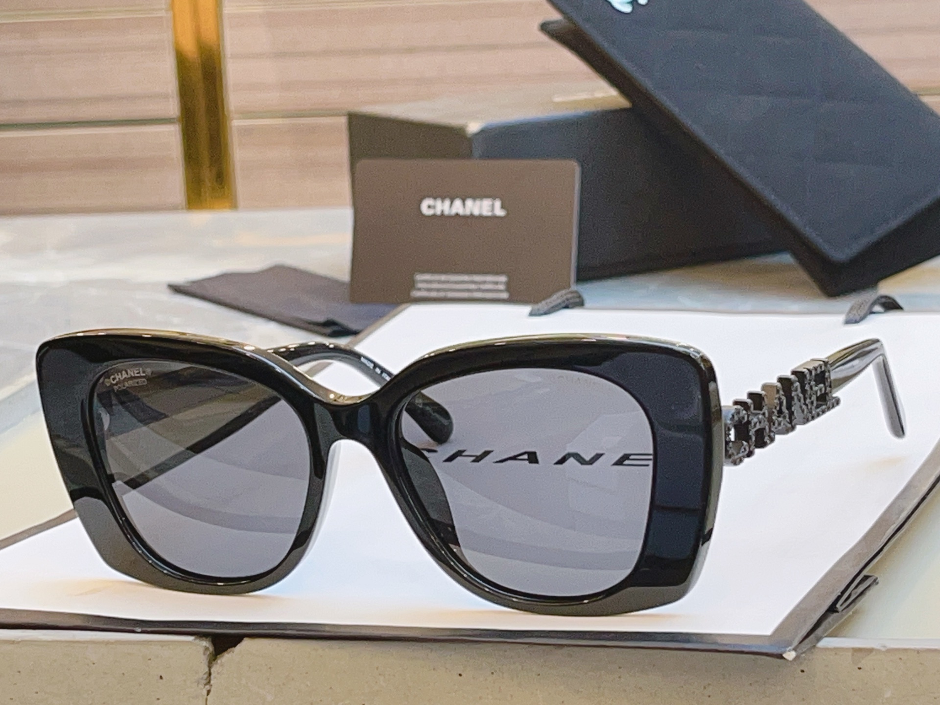 ，翻单到货，火爆黑白色搭配到货！【CHANE*】香奈*儿 CH5422B  时尚太阳眼镜 ‼️香奈儿矩形