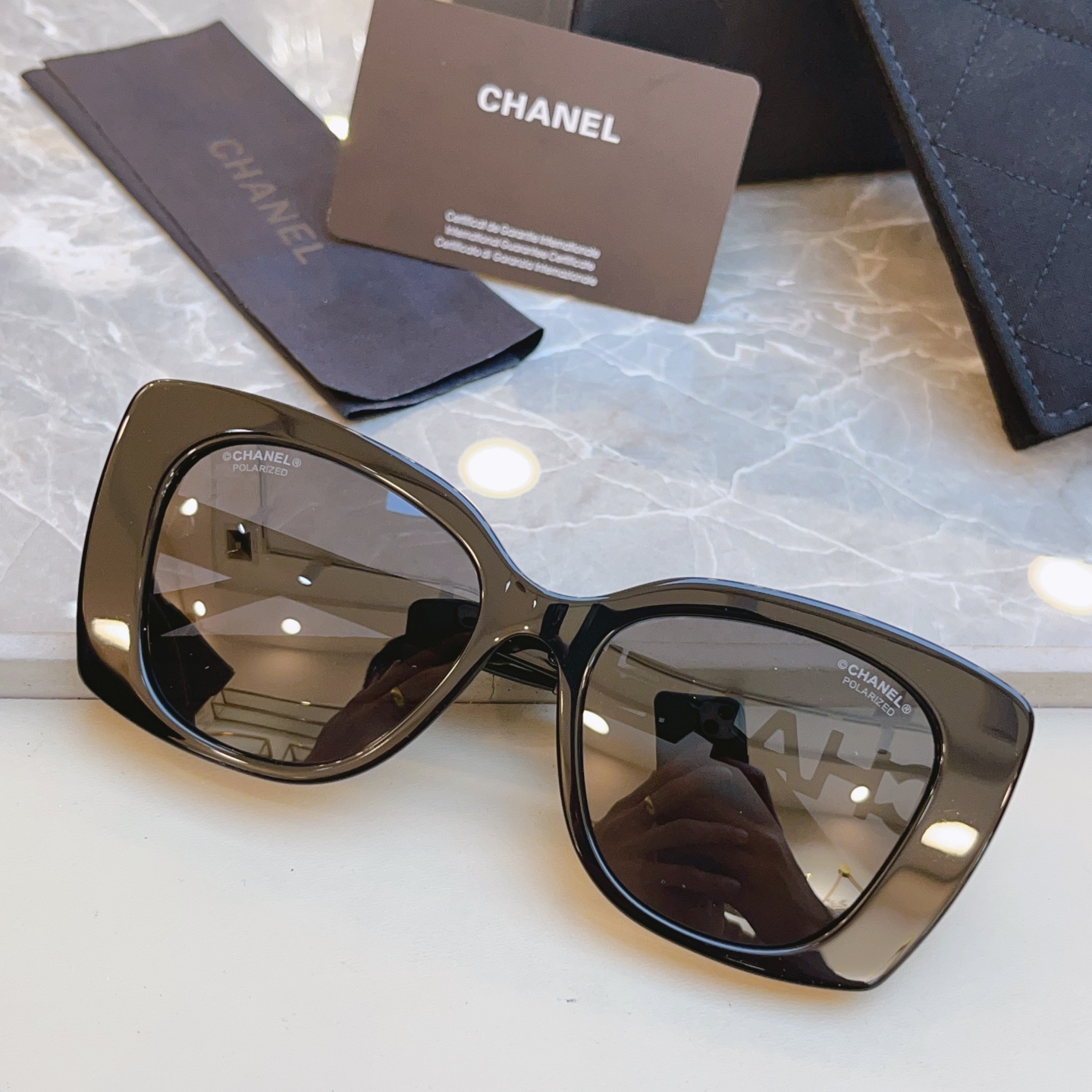 ，翻单到货，火爆黑白色搭配到货！【CHANE*】香奈*儿 CH5422B  时尚太阳眼镜 ‼️香奈儿矩形