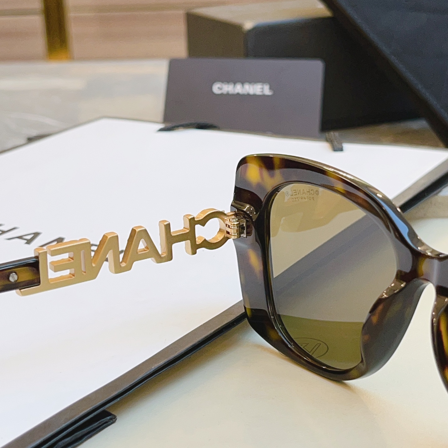 ，翻单到货，火爆黑白色搭配到货！【CHANE*】香奈*儿 CH5422B  时尚太阳眼镜 ‼️香奈儿矩形