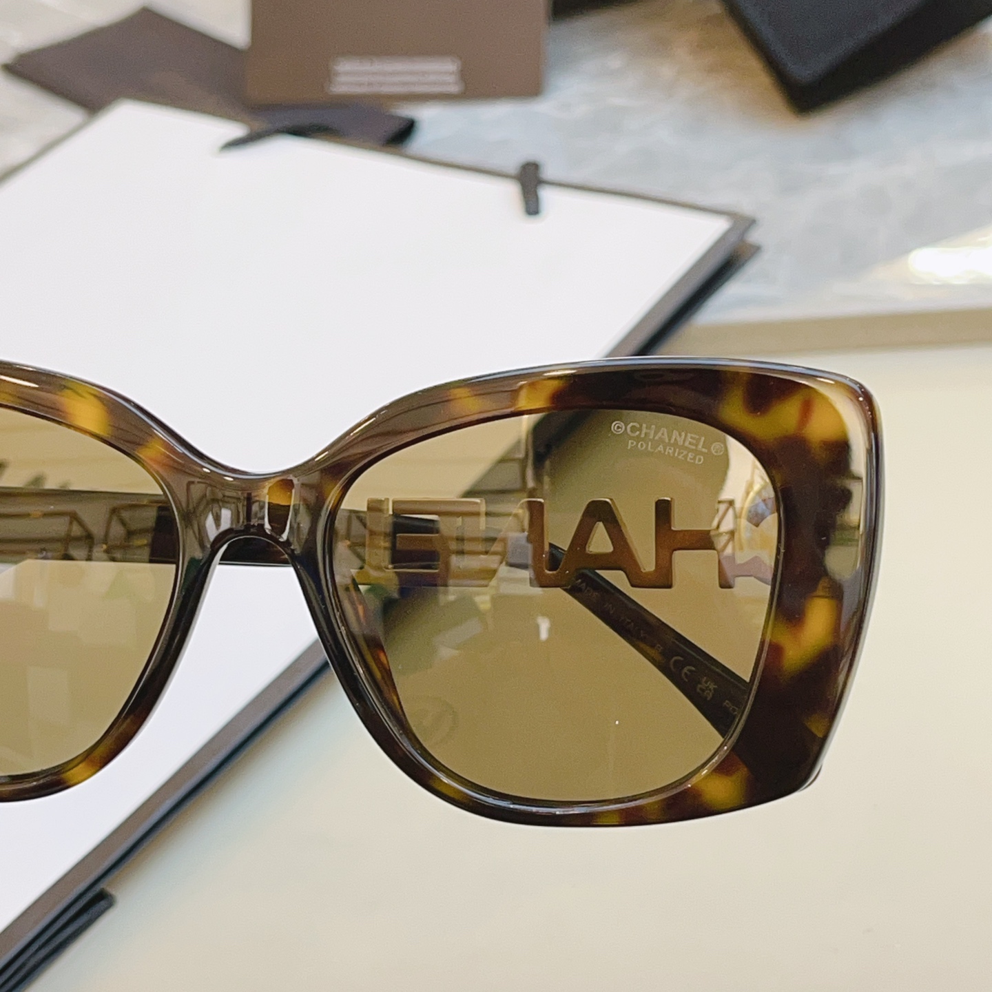 ，翻单到货，火爆黑白色搭配到货！【CHANE*】香奈*儿 CH5422B  时尚太阳眼镜 ‼️香奈儿矩形