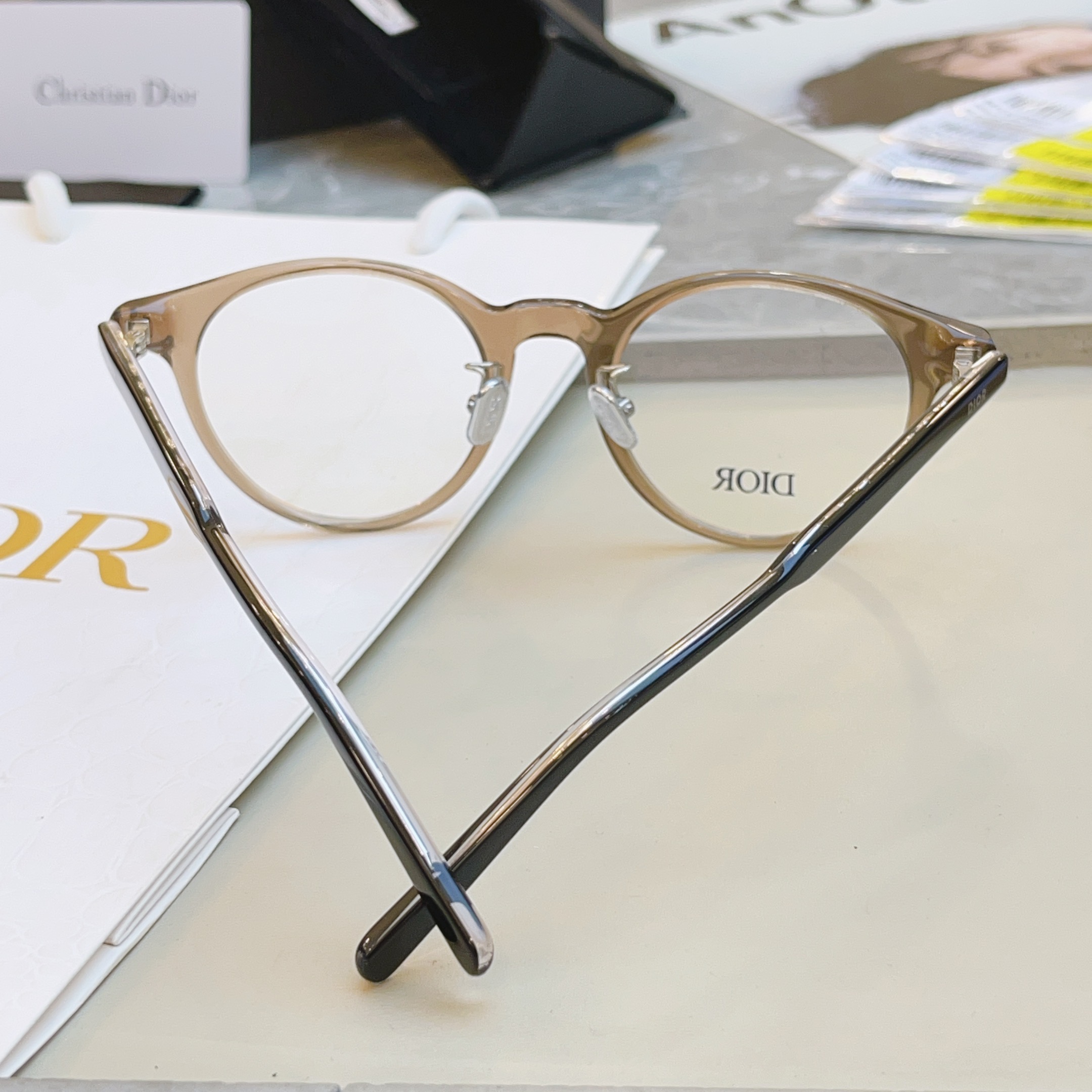 ，【Dio*】迪*奥新款光学架，
Mod：InDior O R1F，Size：50口21-145