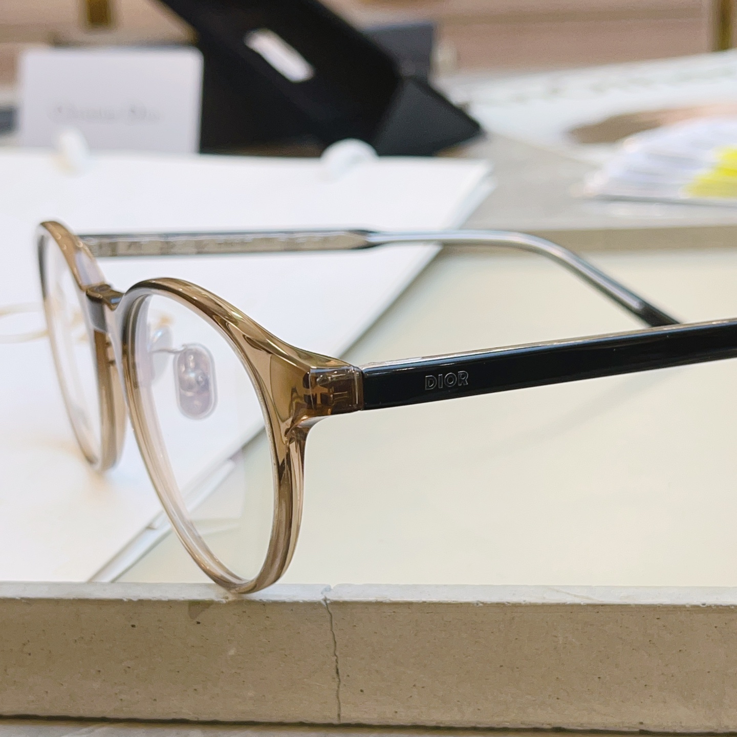 ，【Dio*】迪*奥新款光学架，
Mod：InDior O R1F，Size：50口21-145