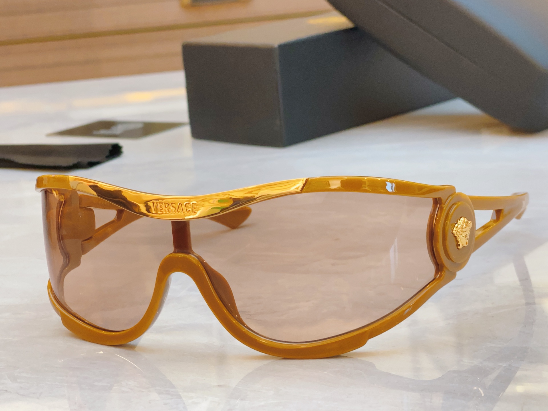 NO:368955,,【VERSAC*】Van Sizhe new sunglasses, MODELVS4475, SIZE42 0-105 glasses sunglasses, glasses, versace, versace19860909,【VERSAC*】范思*哲新款太阳镜, MODELVS4475,SIZE42口0-105眼镜墨镜太阳镜,眼镜,versace,versace,glasses