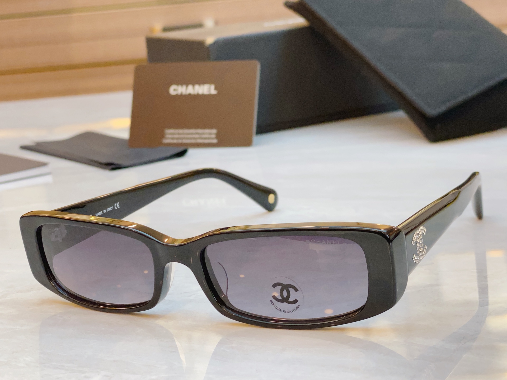 ，【CHANE*】香奈儿新款太阳镜，MODEL：CH5009，SIZE：54口18-145