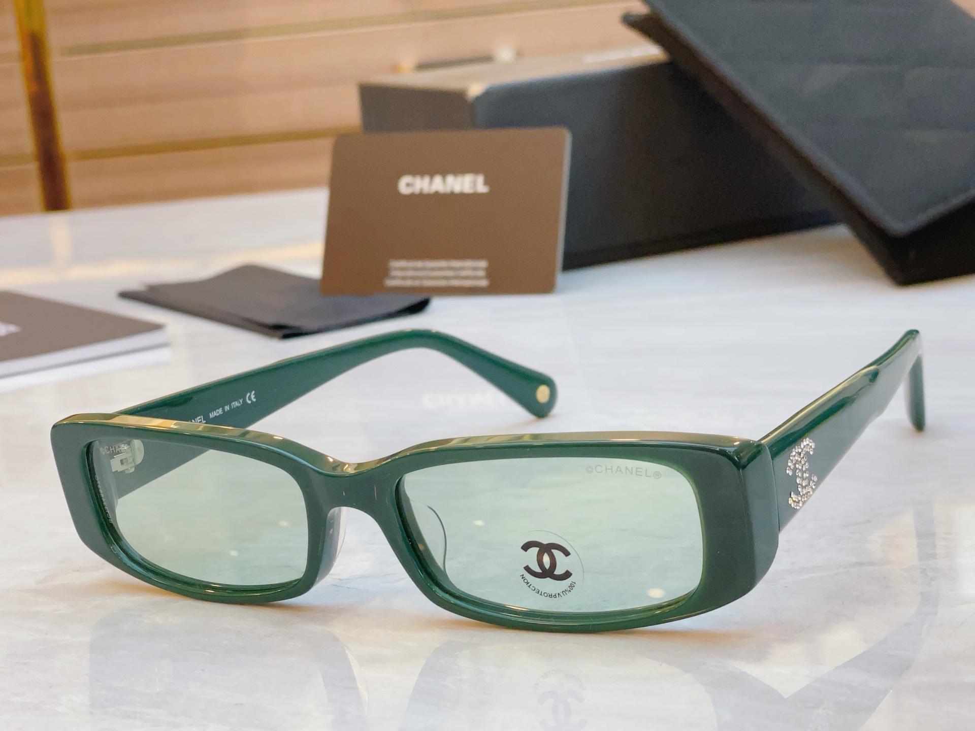 ，【CHANE*】香奈儿新款太阳镜，MODEL：CH5009，SIZE：54口18-145