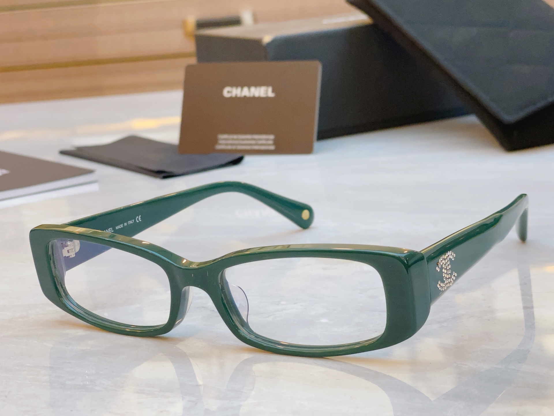 ，【CHANE*】香奈儿新款太阳镜，MODEL：CH5009，SIZE：54口18-145