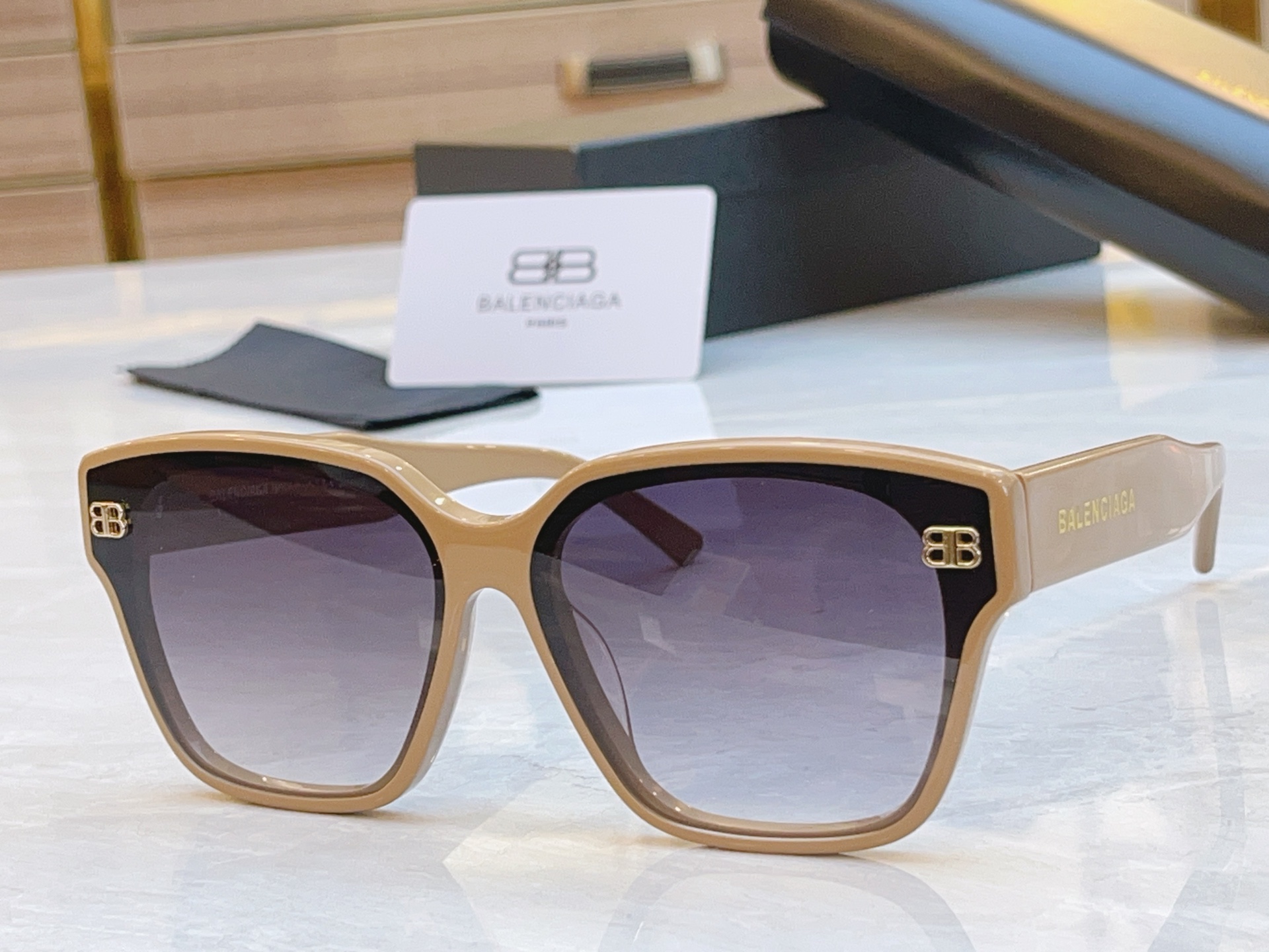 ，【BALENCIAG*】巴黎*世家新款太阳镜，MODEL：BB0389S，SIZE：65口13-145
