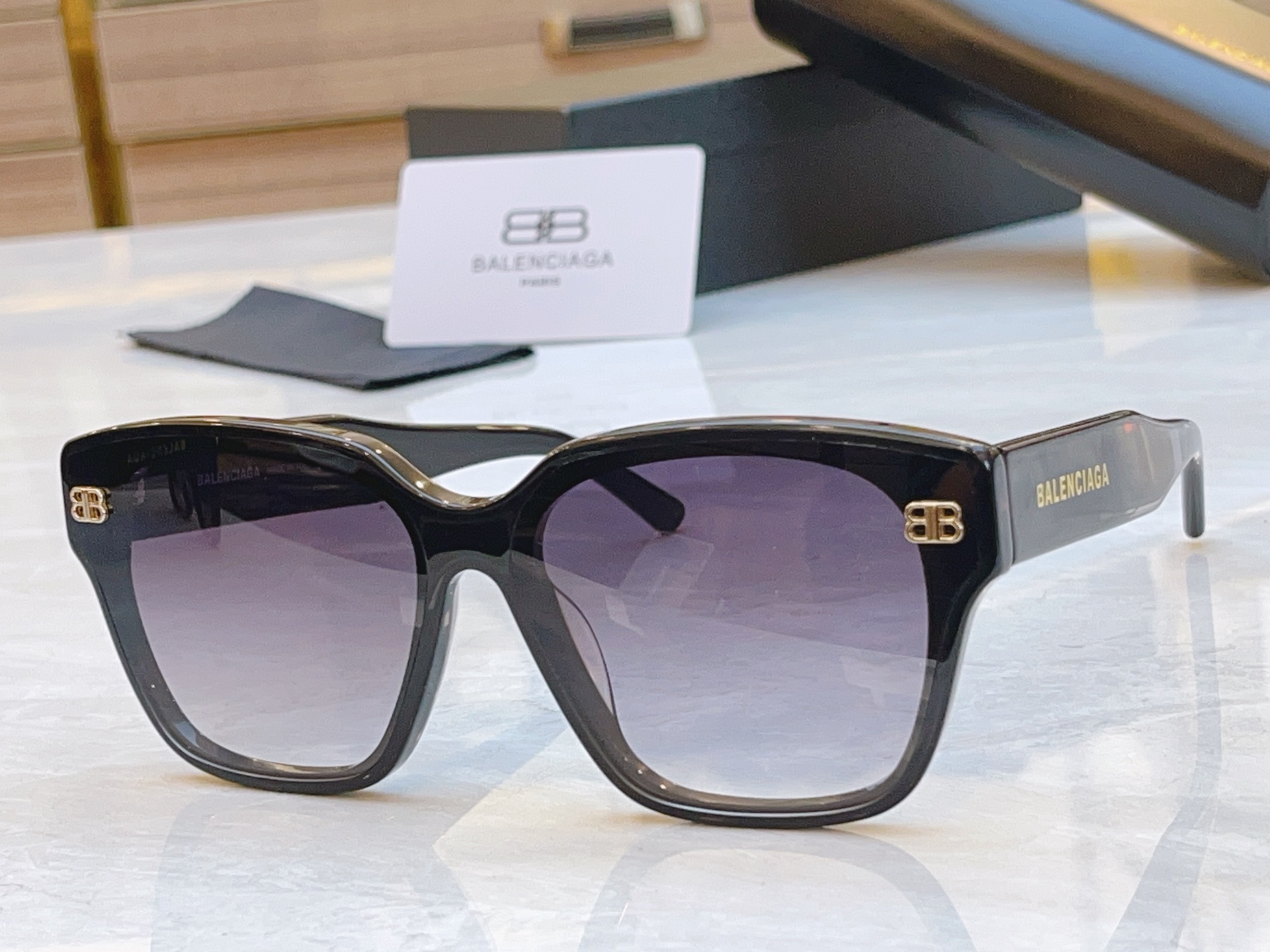 ，【BALENCIAG*】巴黎*世家新款太阳镜，MODEL：BB0389S，SIZE：65口13-145