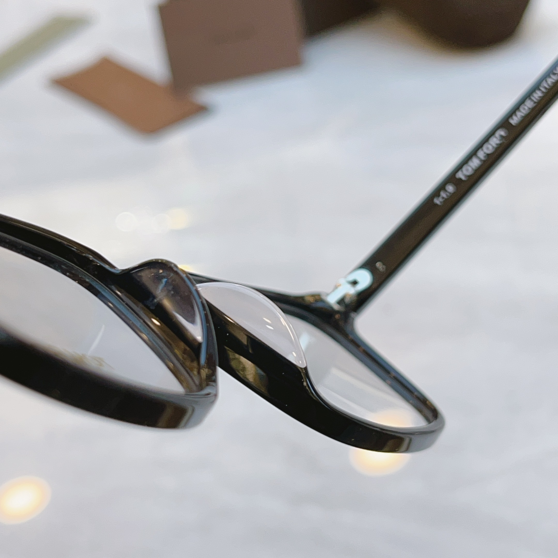 ，【TOM FOR*】汤姆*福特新款眼镜架，MODEL：TF5735，SIZE：56口17-145