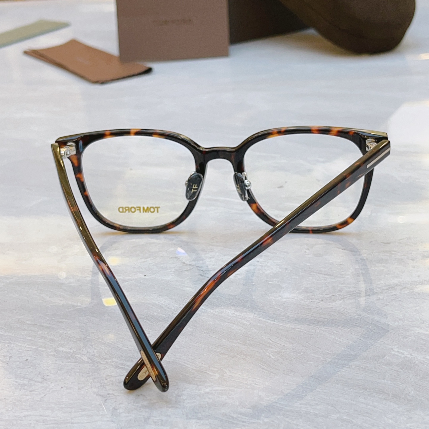 ，【TOM FOR*】汤姆*福特新款眼镜架，MODEL：TF5998-K-B，SIZE：51口19-14